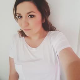 Simone