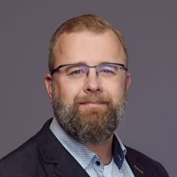 Bas