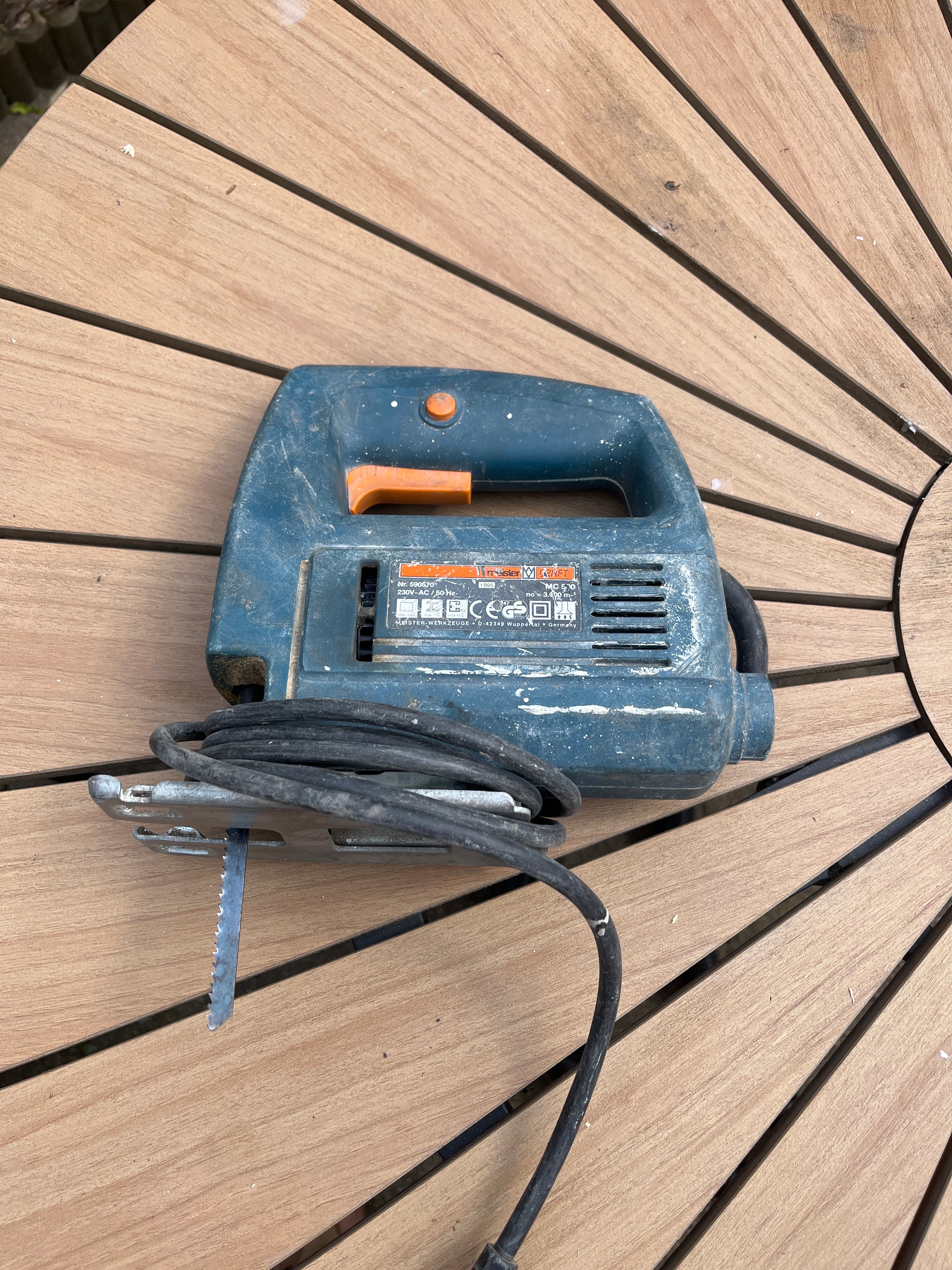 Decoupeerzaag incl houtzaag
