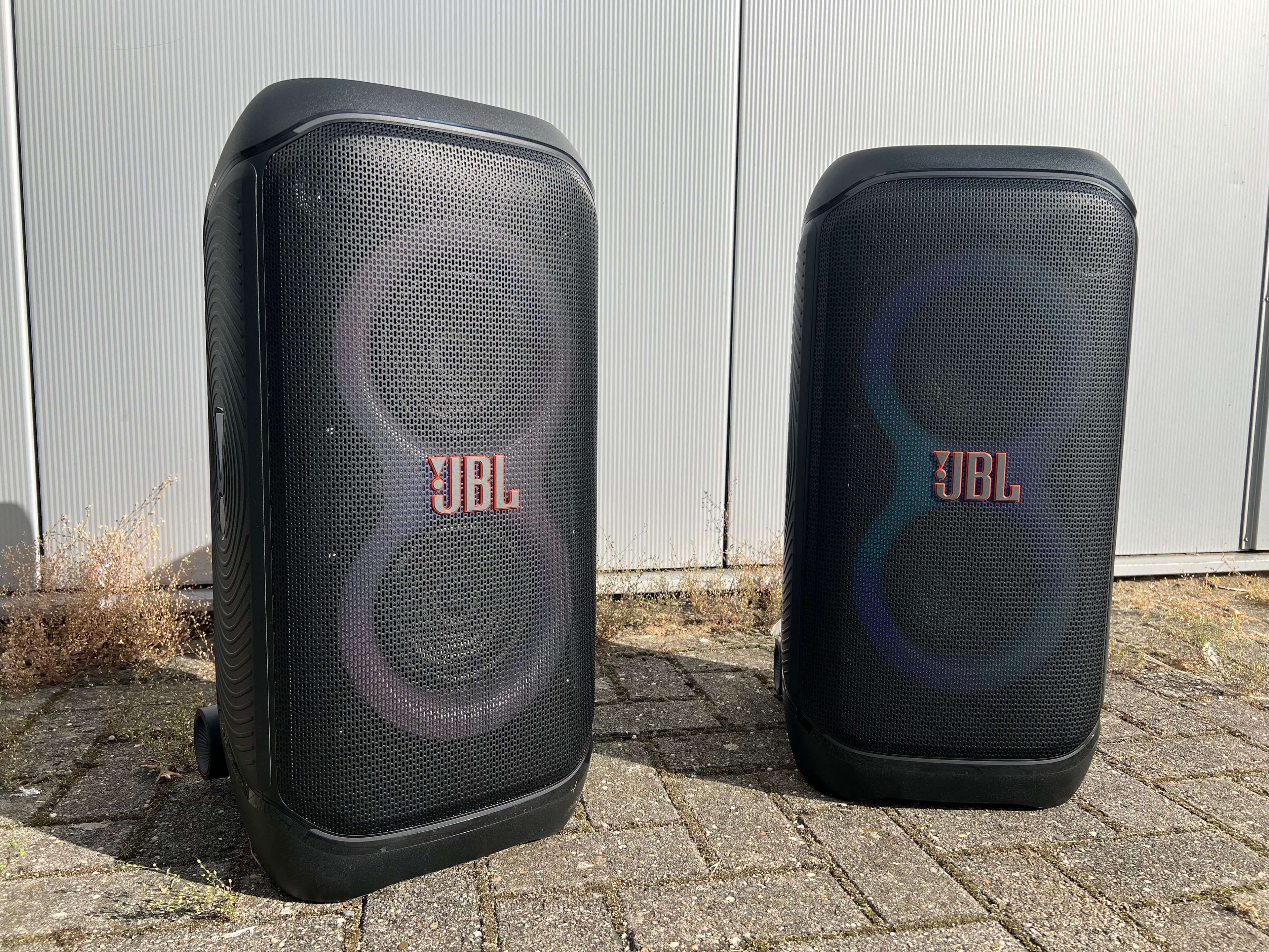 ✅ 2x JBL Partybox 320 + Statieven - Set [te huur]✅