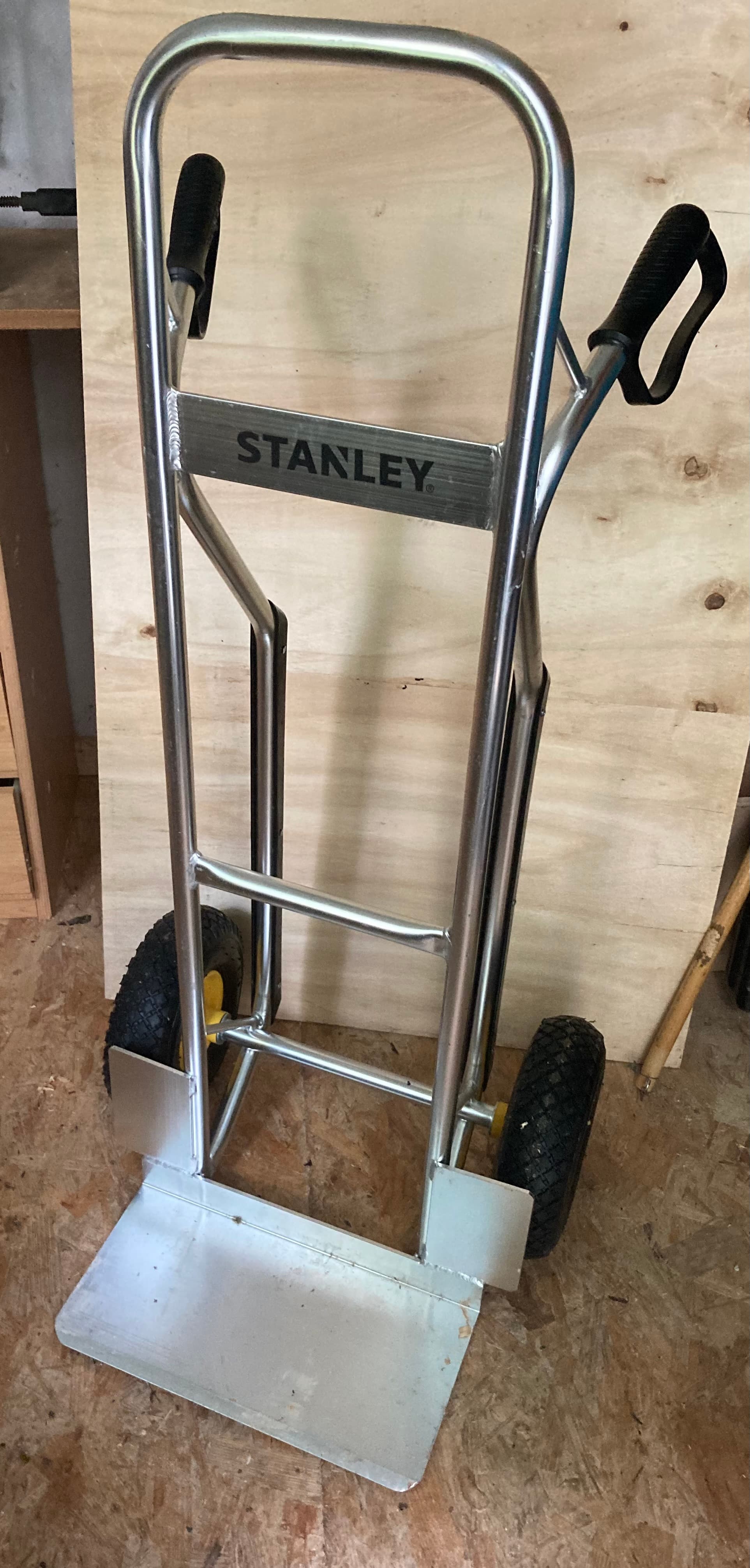 Steekkar