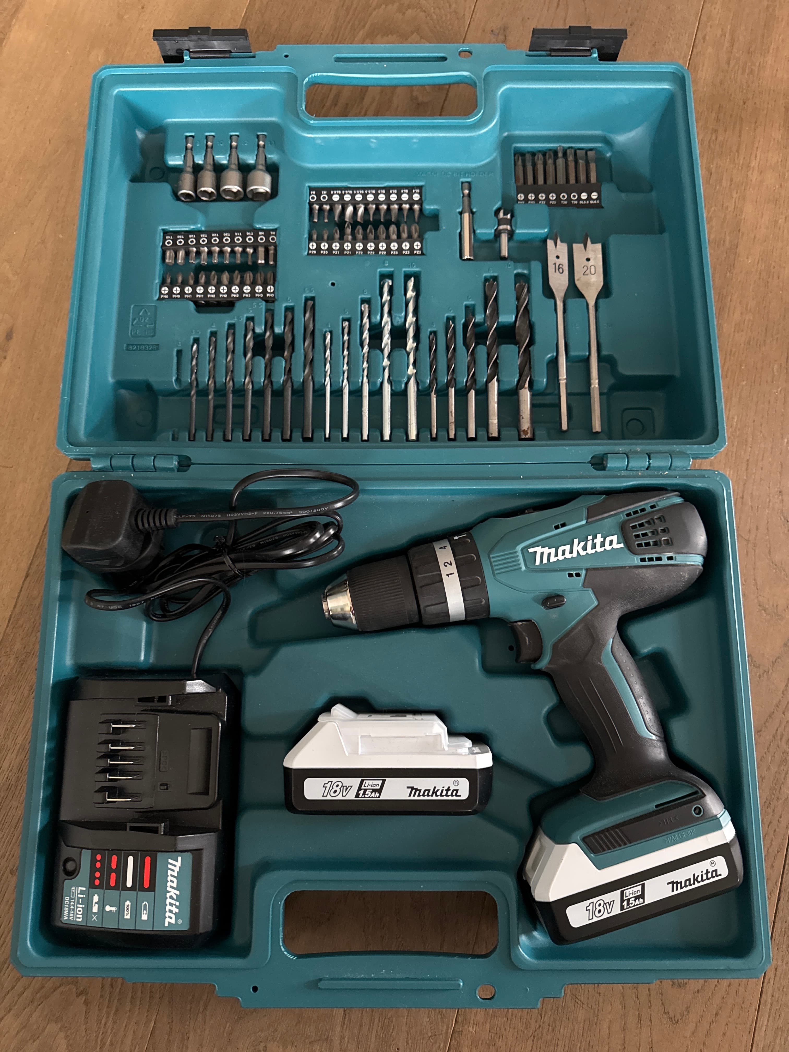 Makita HP457D accuboormachine