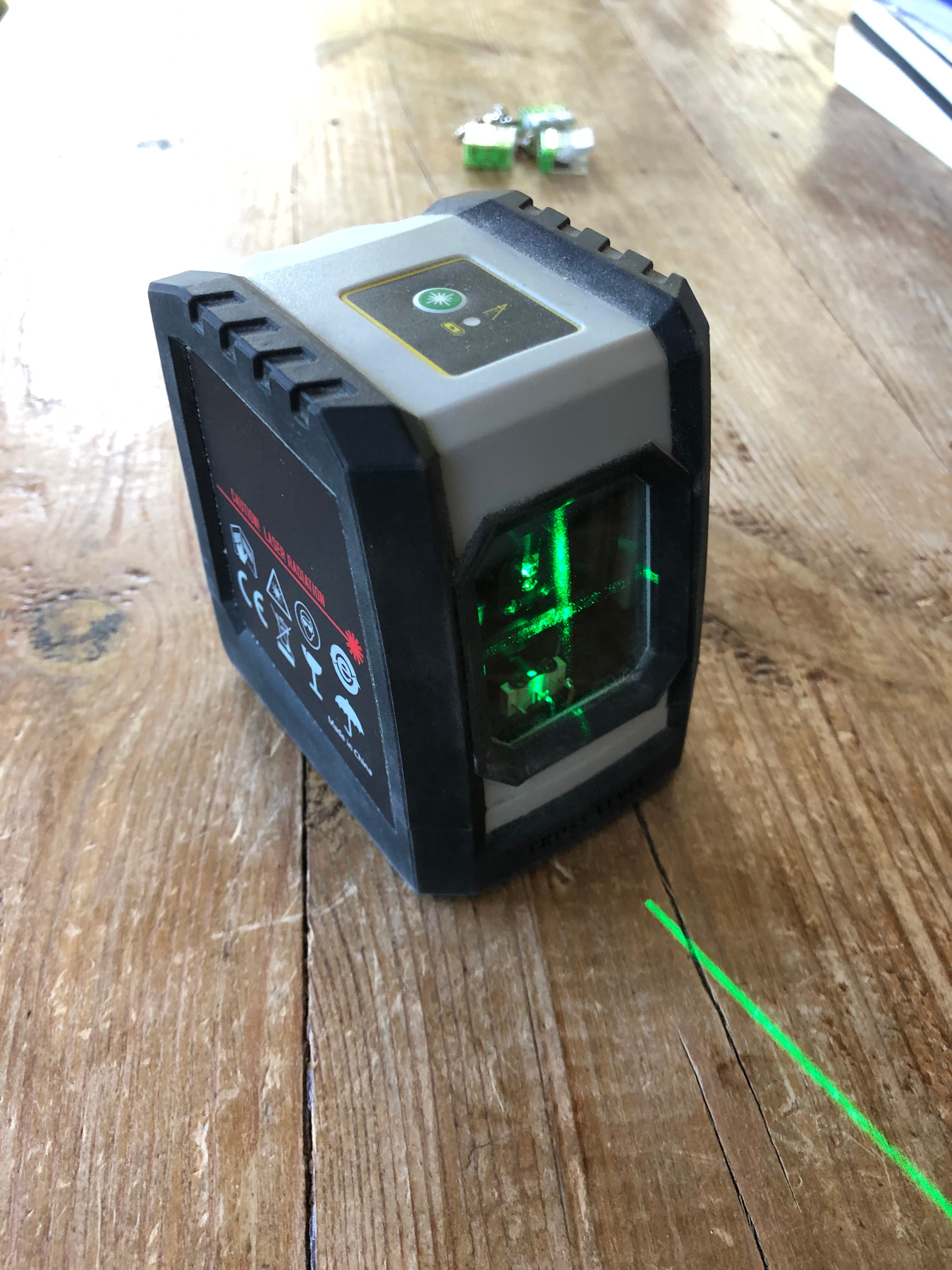 Laserwaterpas kruislings laser (groene laser)
