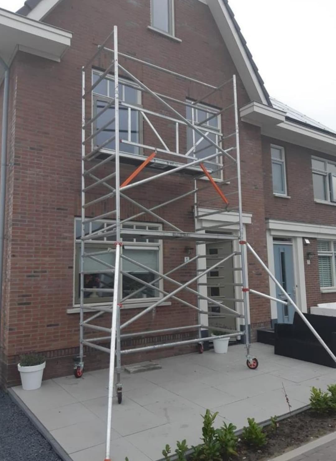 Gekeurde Rolsteiger huren? Werkhoogte 6.2m 8.2 meter steiger