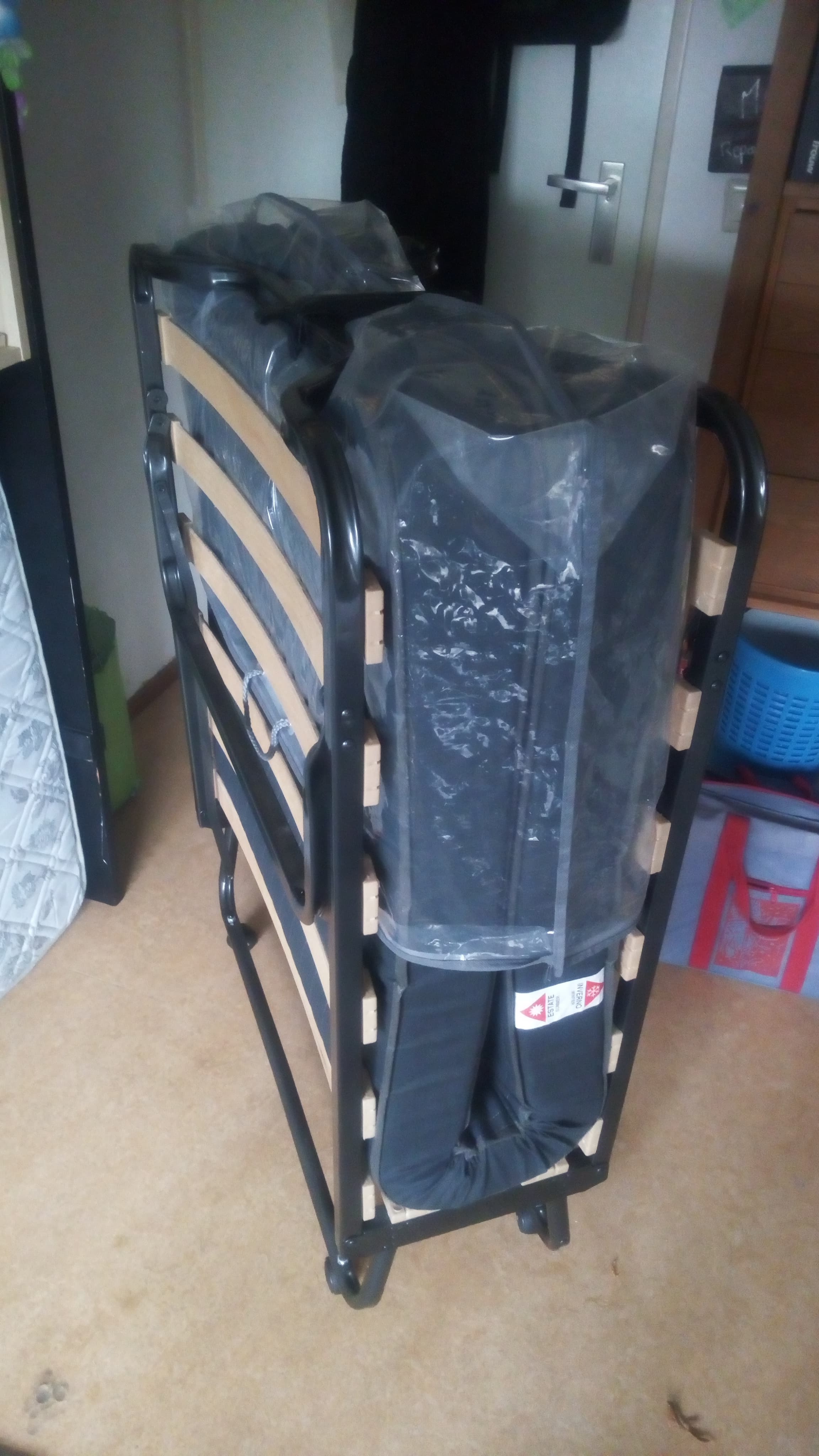 Opklapbed / Logeerbed