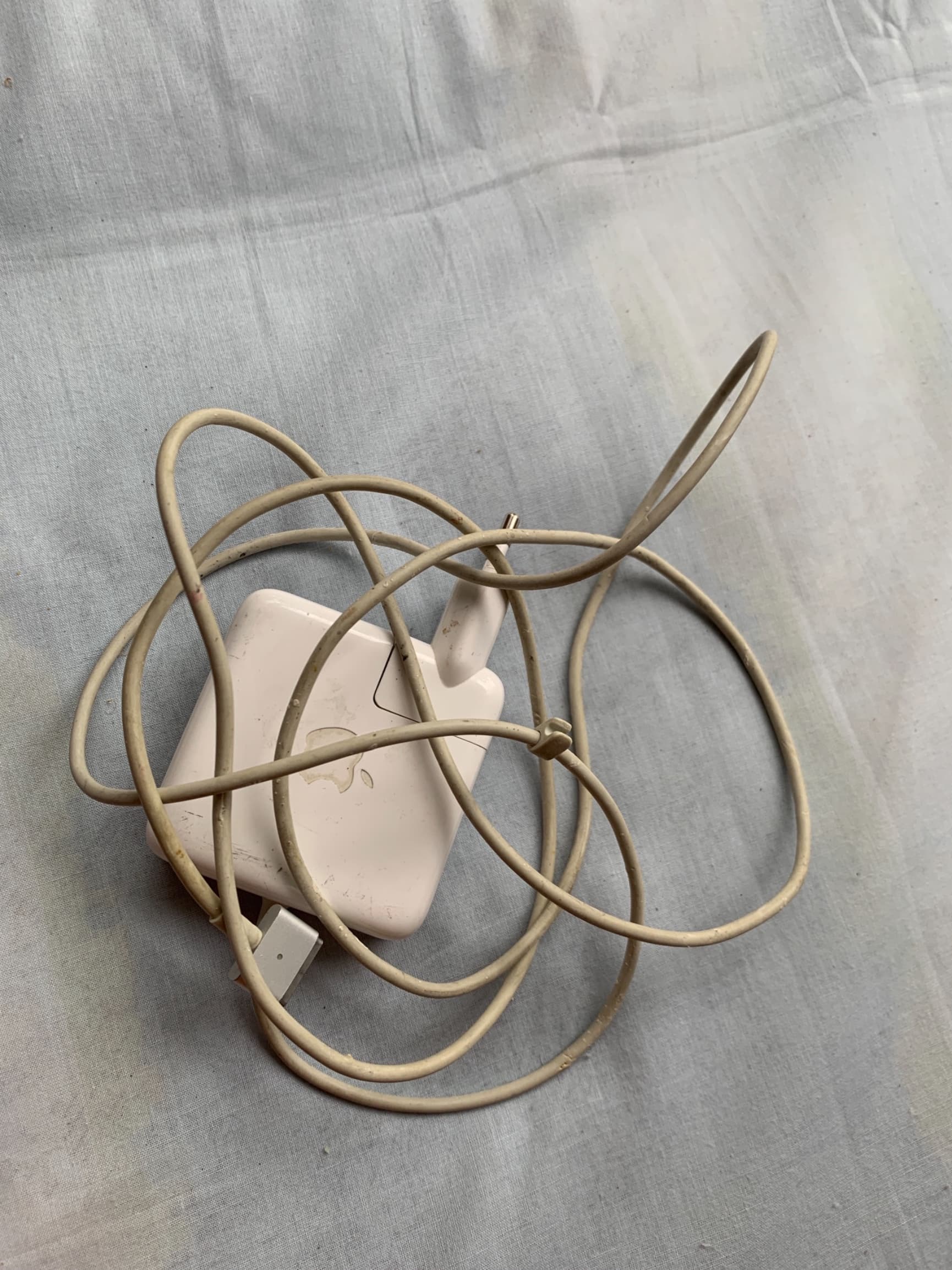 macbook adapter