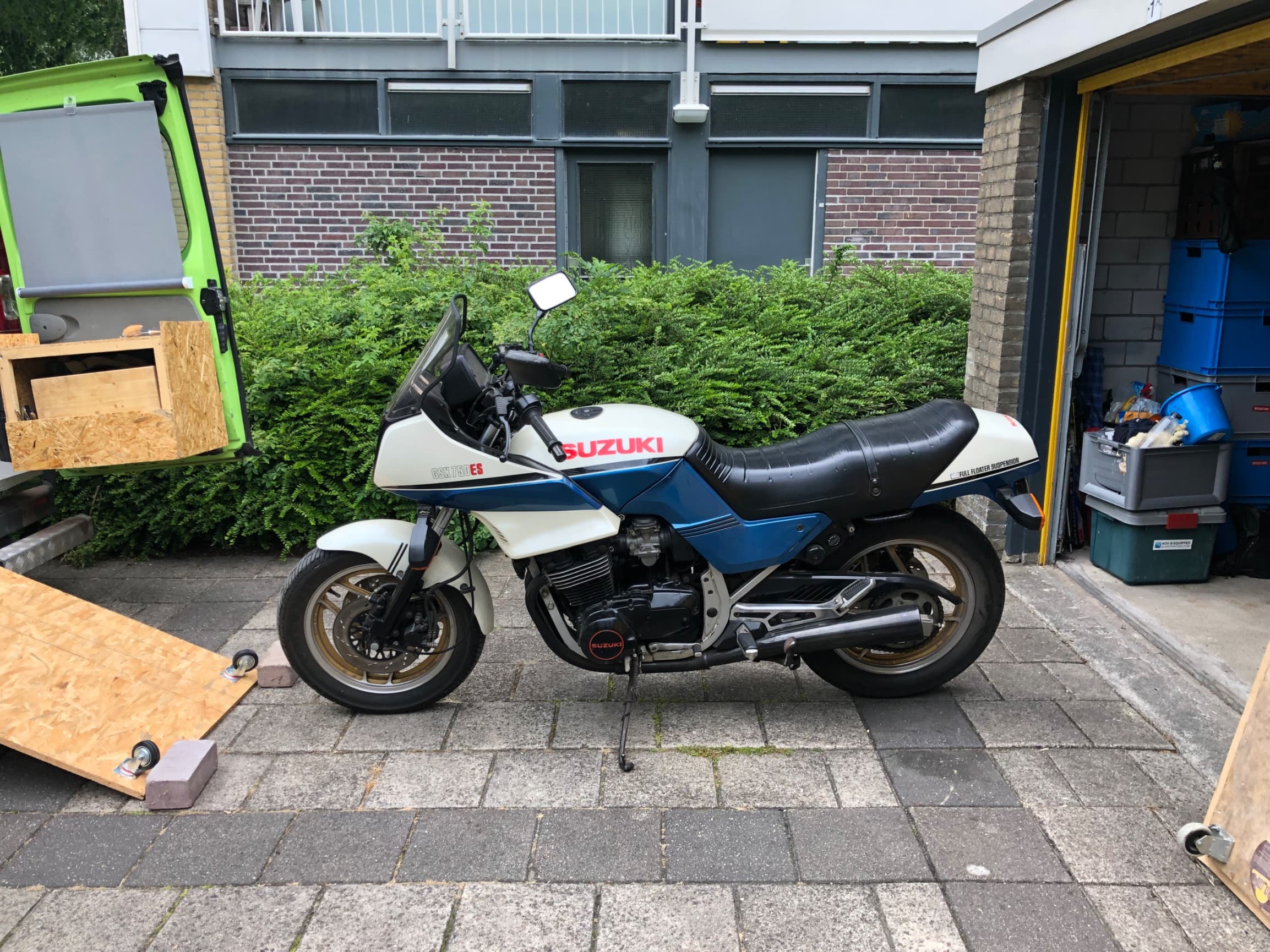 Motor