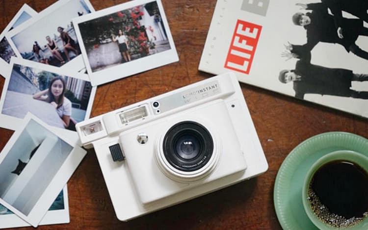 Polaroid/Instax camera