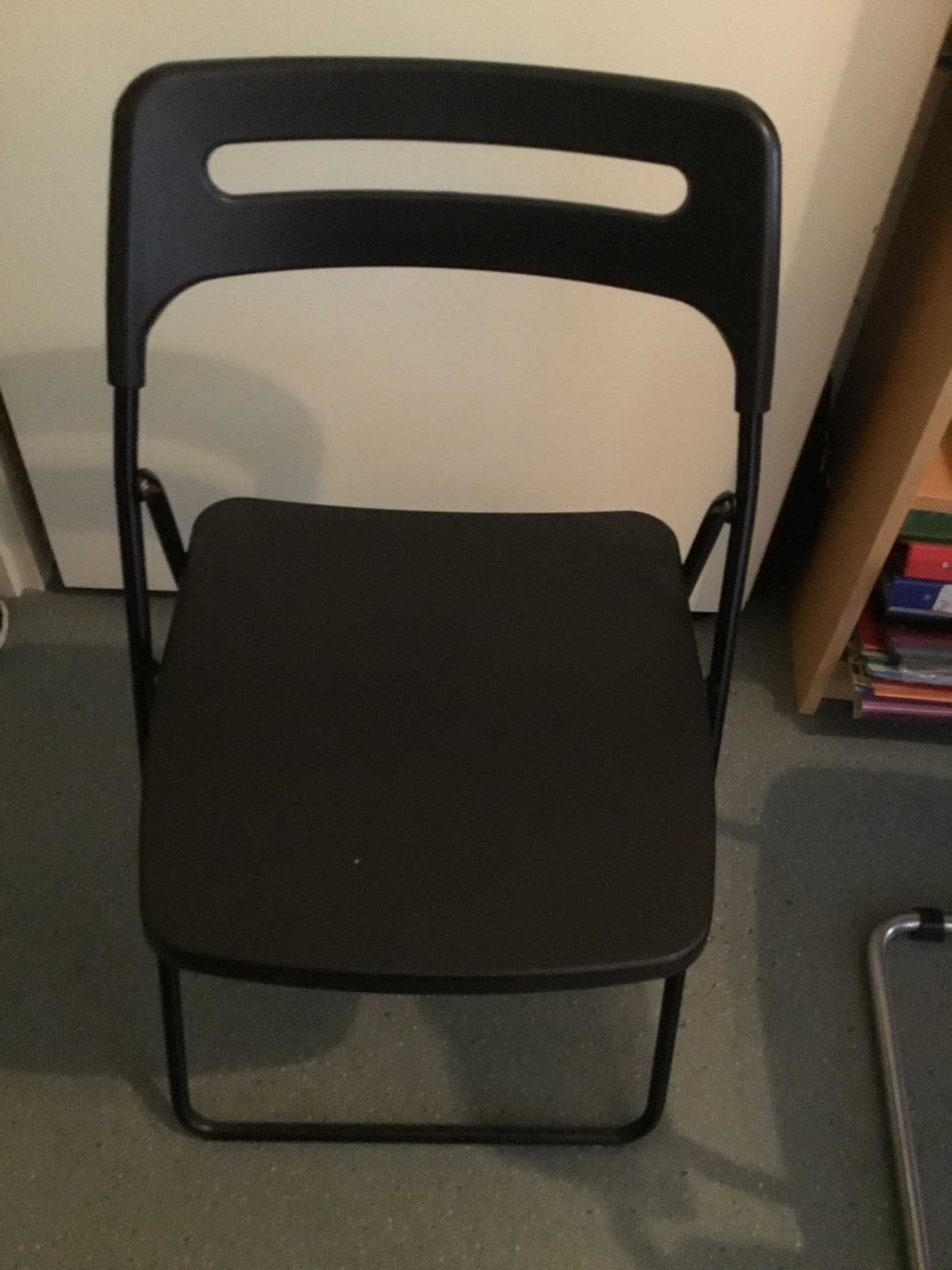 6 zwarte klapstoelen