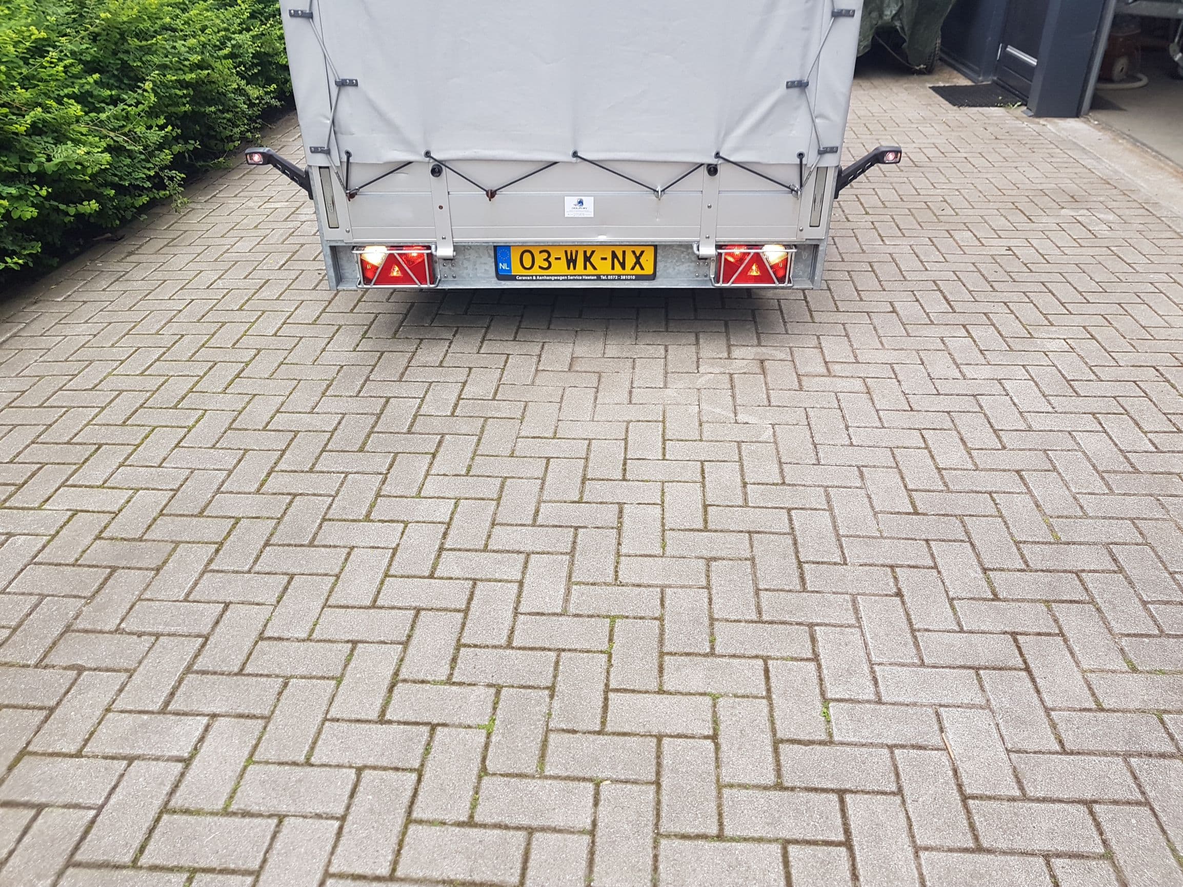 aanhangwagen met huif