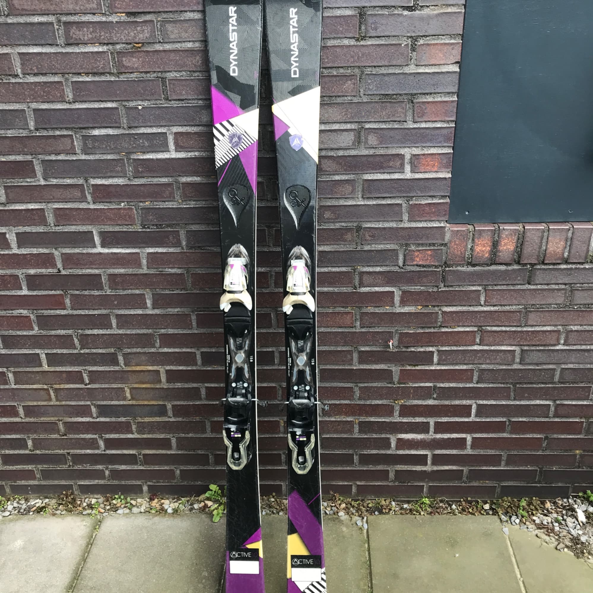 Skies Dynastar All-mountain lengte 158