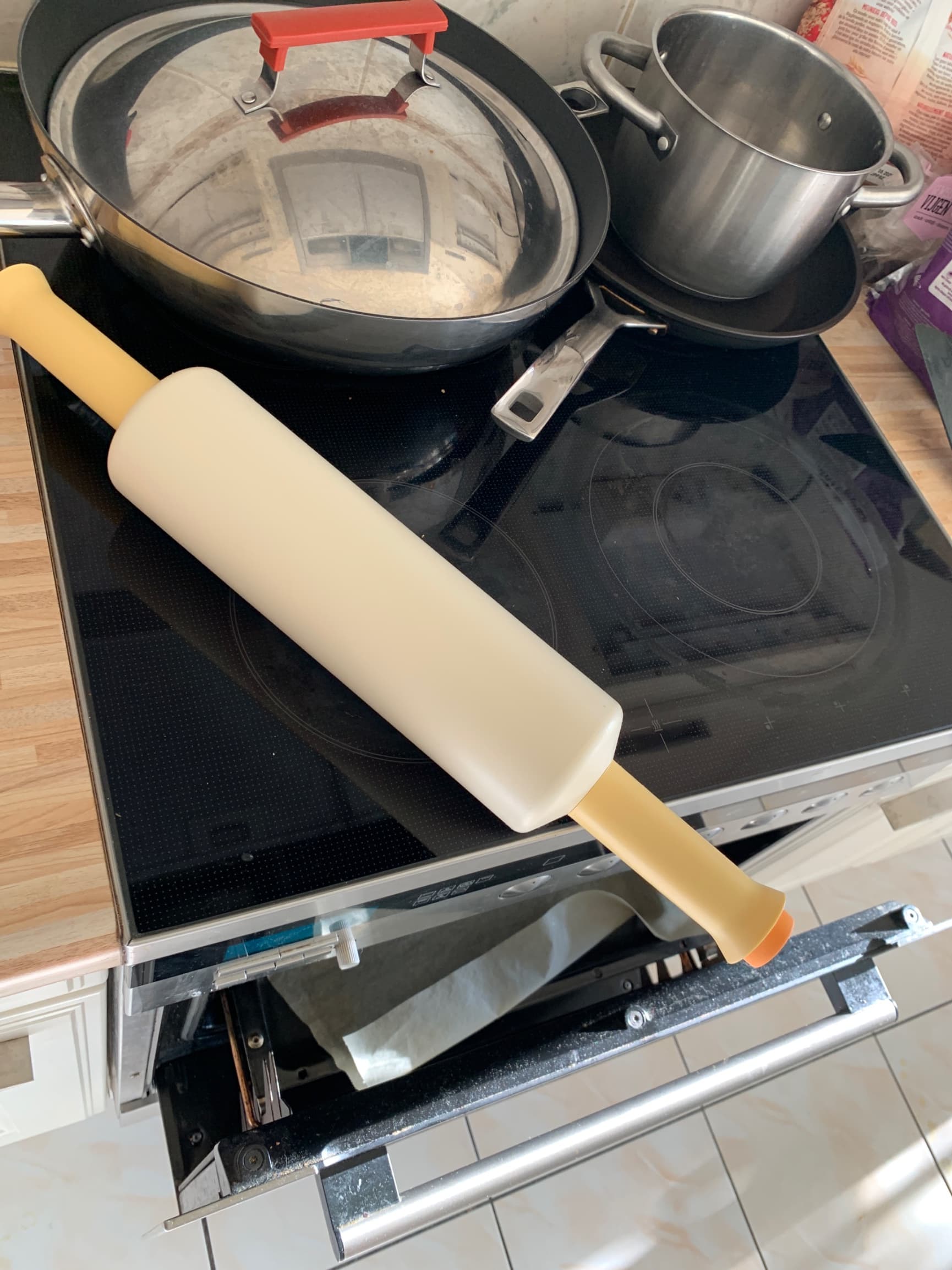 Tupperware deegroller