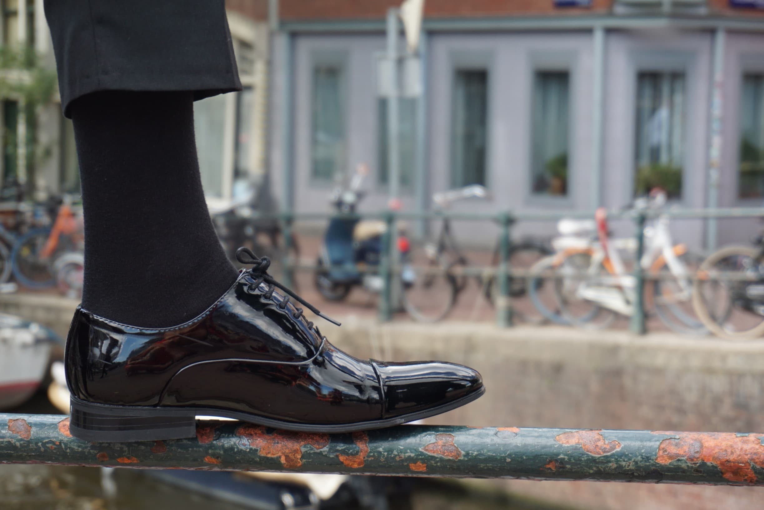 Lakschoenen Huren