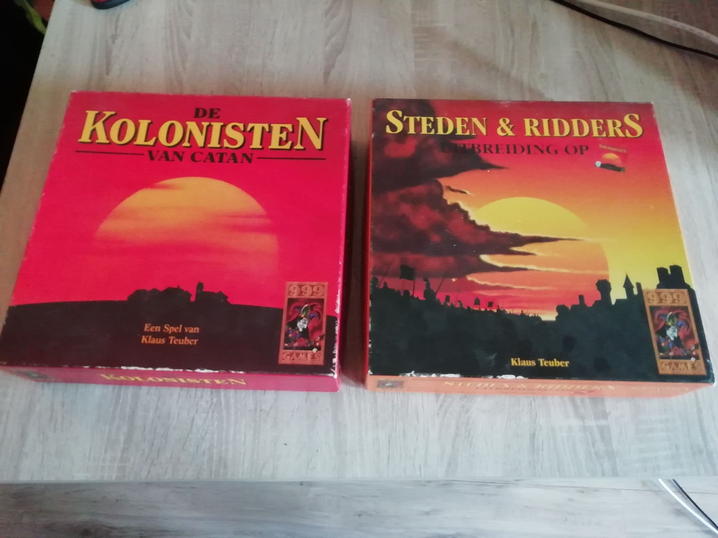 Kolonisten van catan + uitbreiding ridders