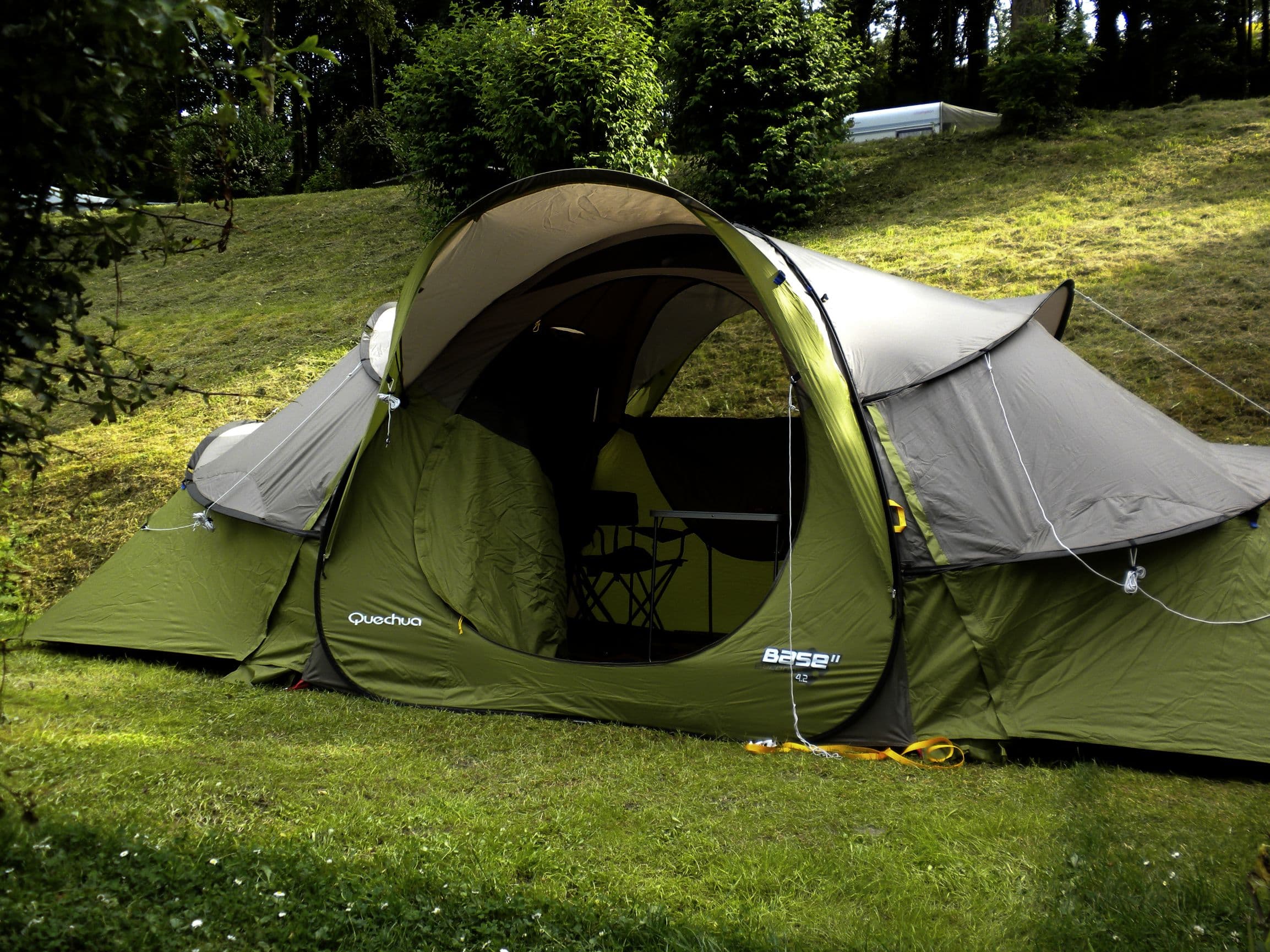 Quechua Base Seconds 4.2 tent