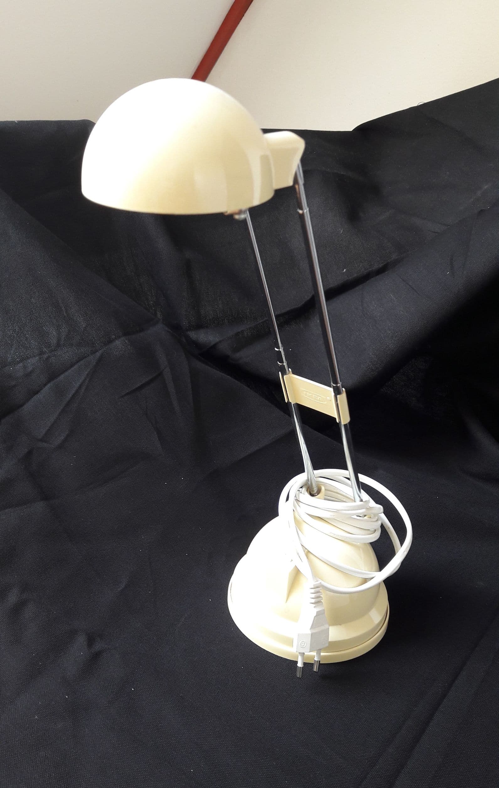 BUREAULAMP