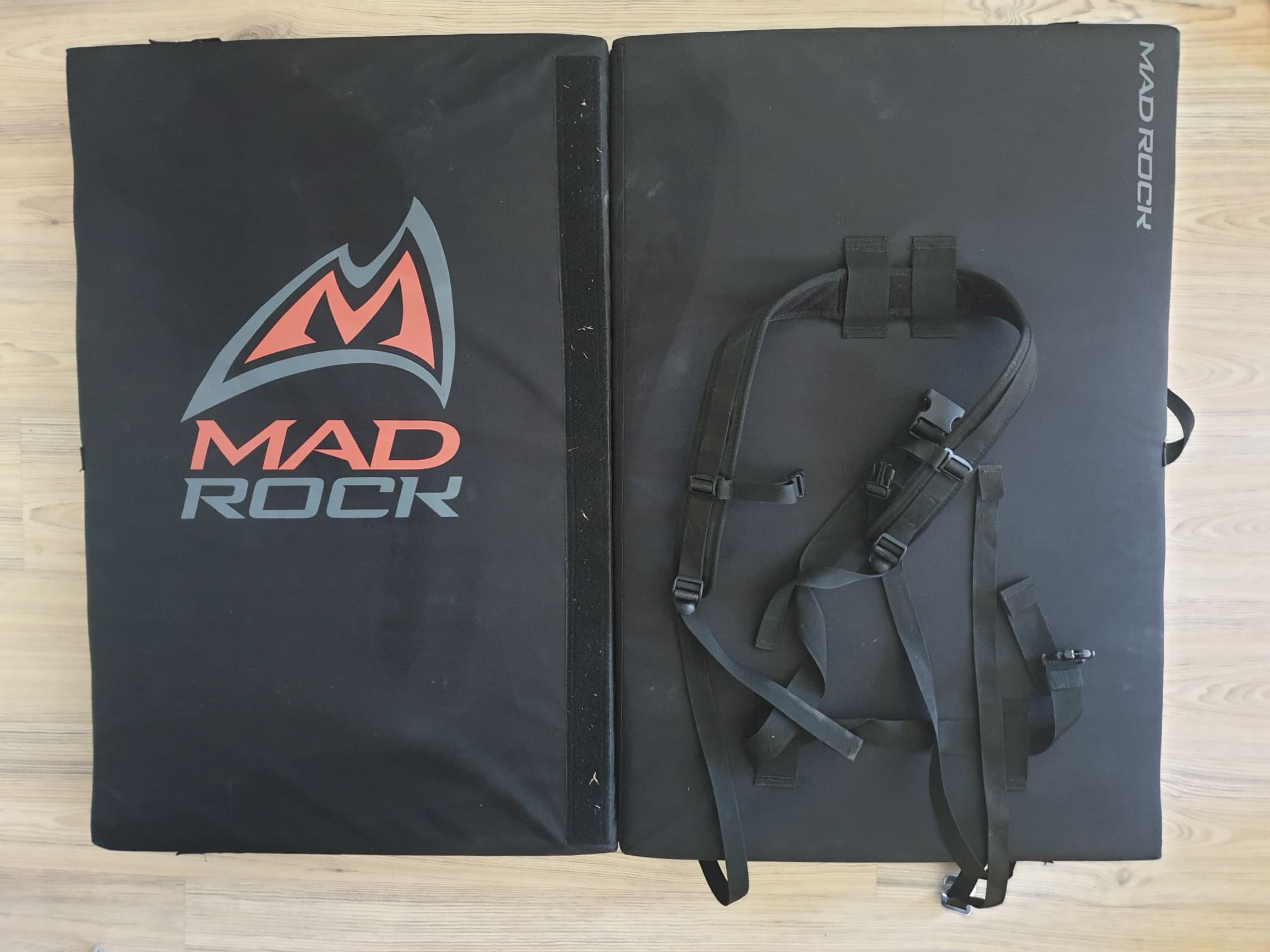 Crashpad set for bouldering outdoors
