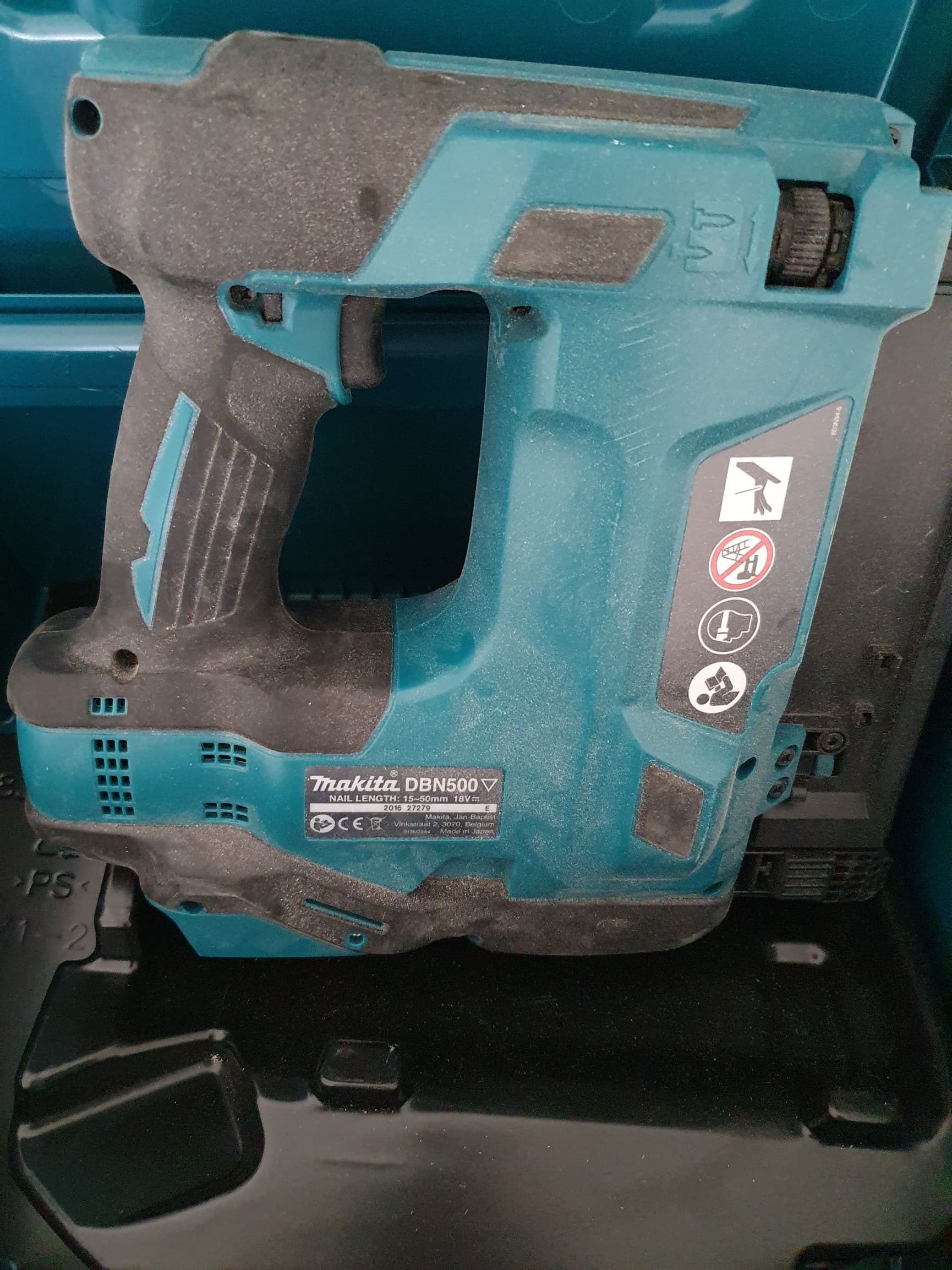 Tacker Makita Dbn500
