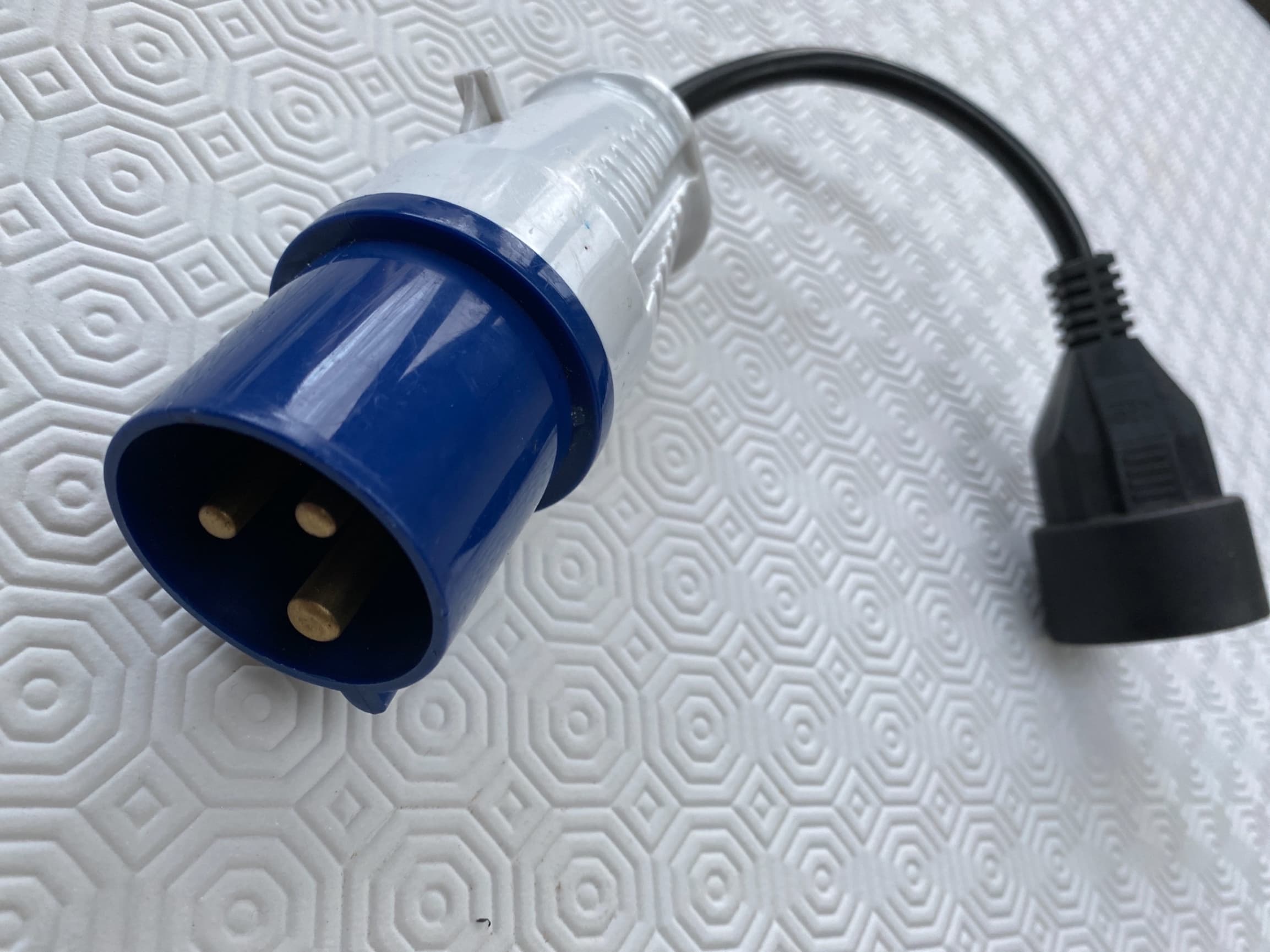 Kampeerstekker voor op de camping