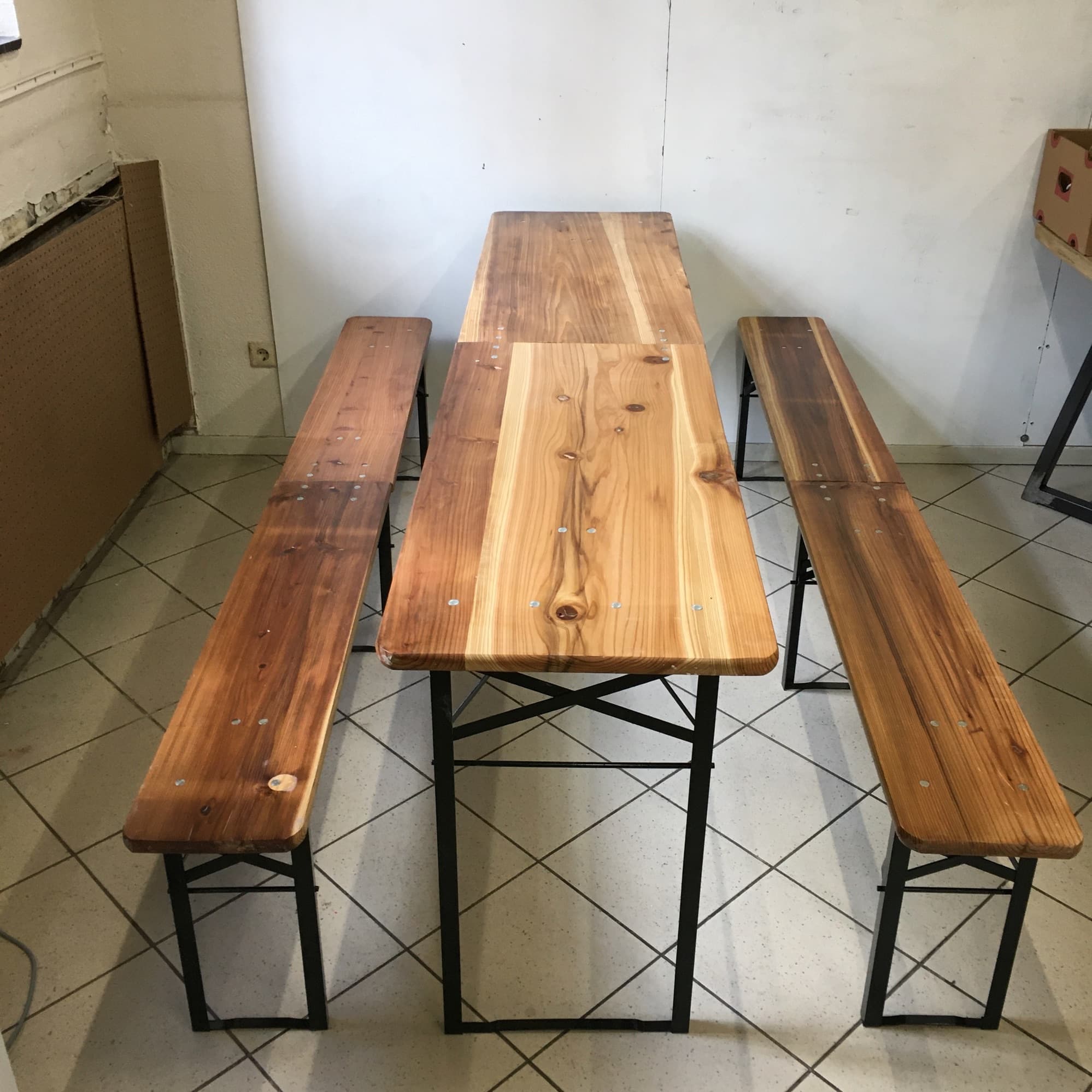 Biertafel set (inklapbaar) TE HUUR Amsterdam