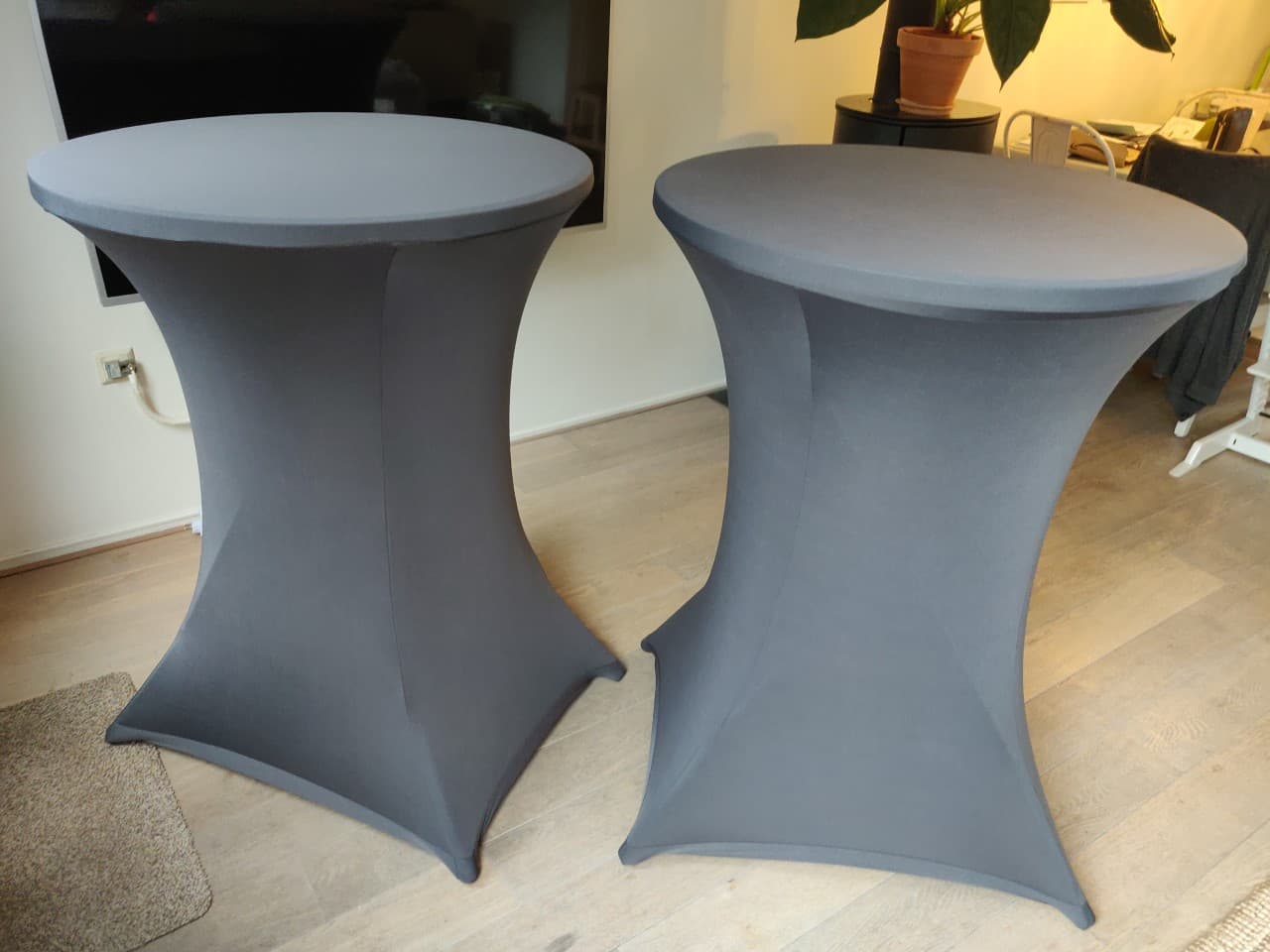 Statafels incl. rok 2x