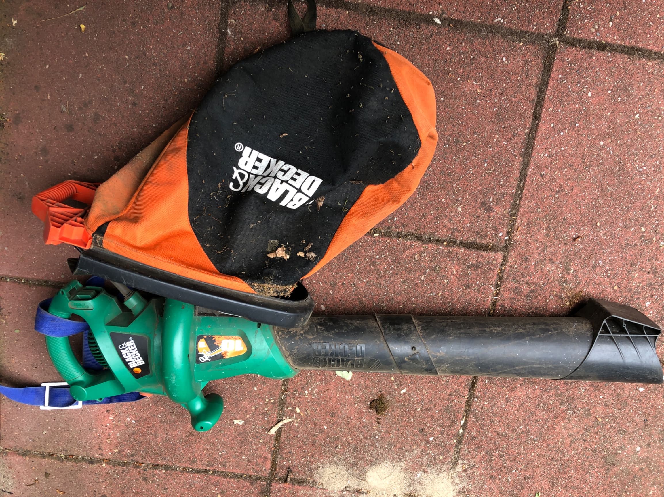 bladblazer en -zuiger ( elektrisch) Black&Decker