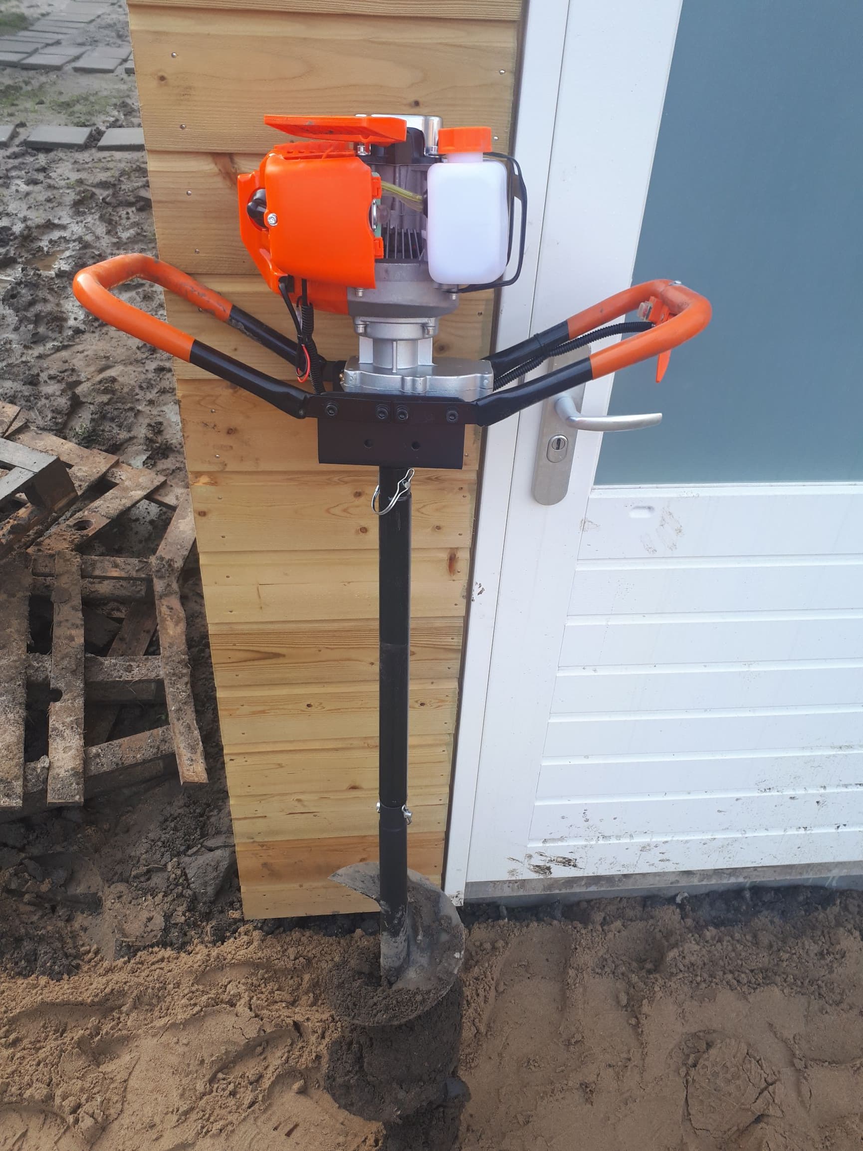 Grondboor benzine 200mm schutting afwatering