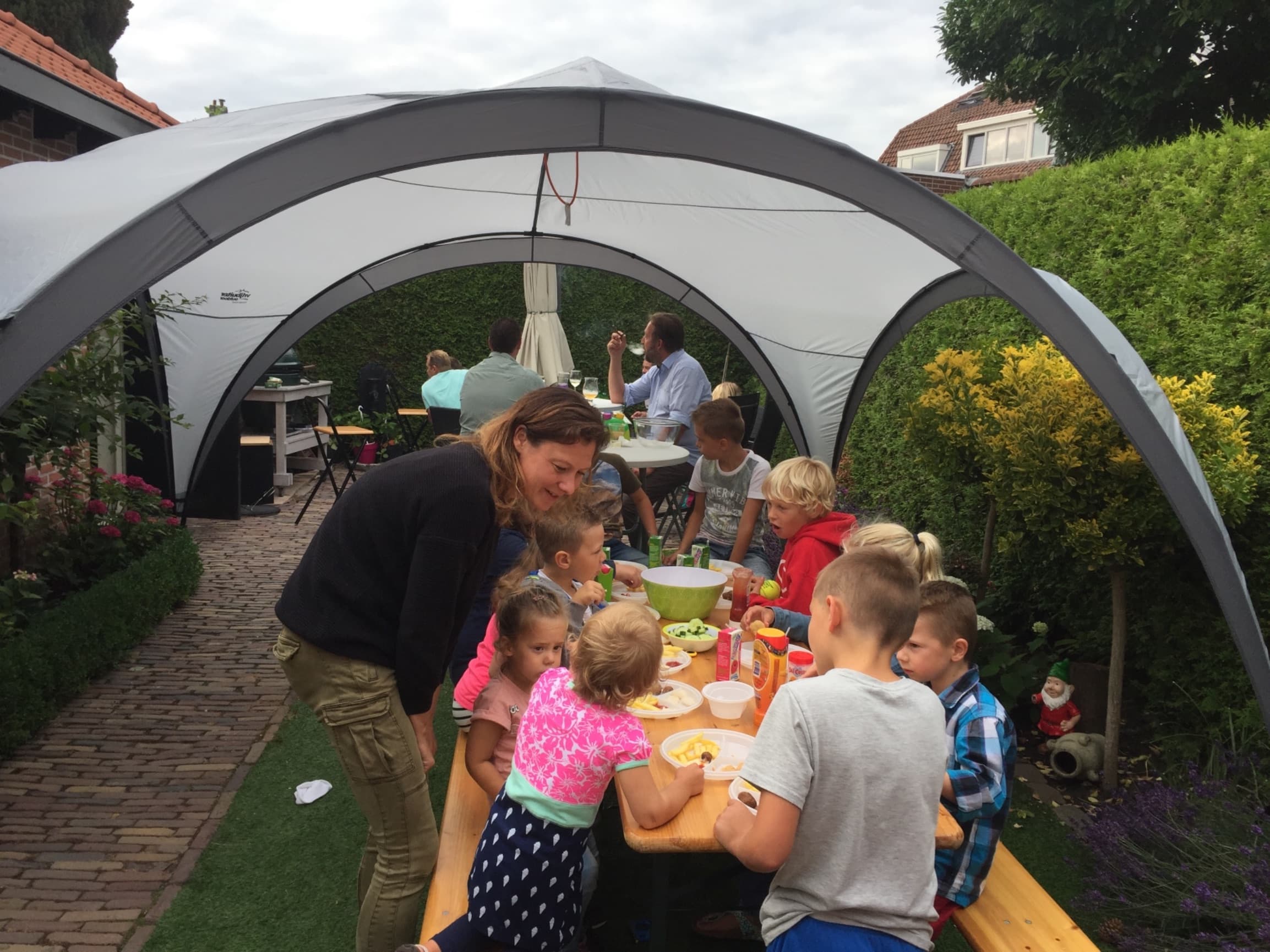 partytent zonder zijwanden