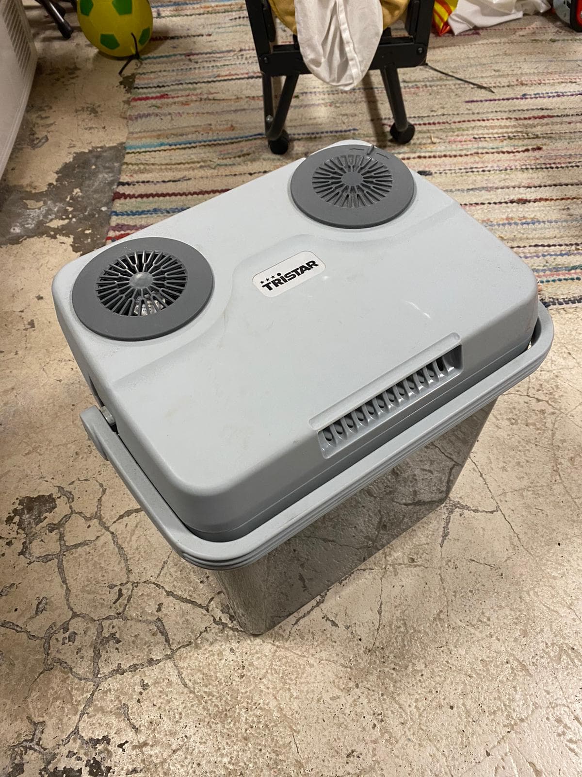 Koelbox op 12V of 220V (of koelelementen)