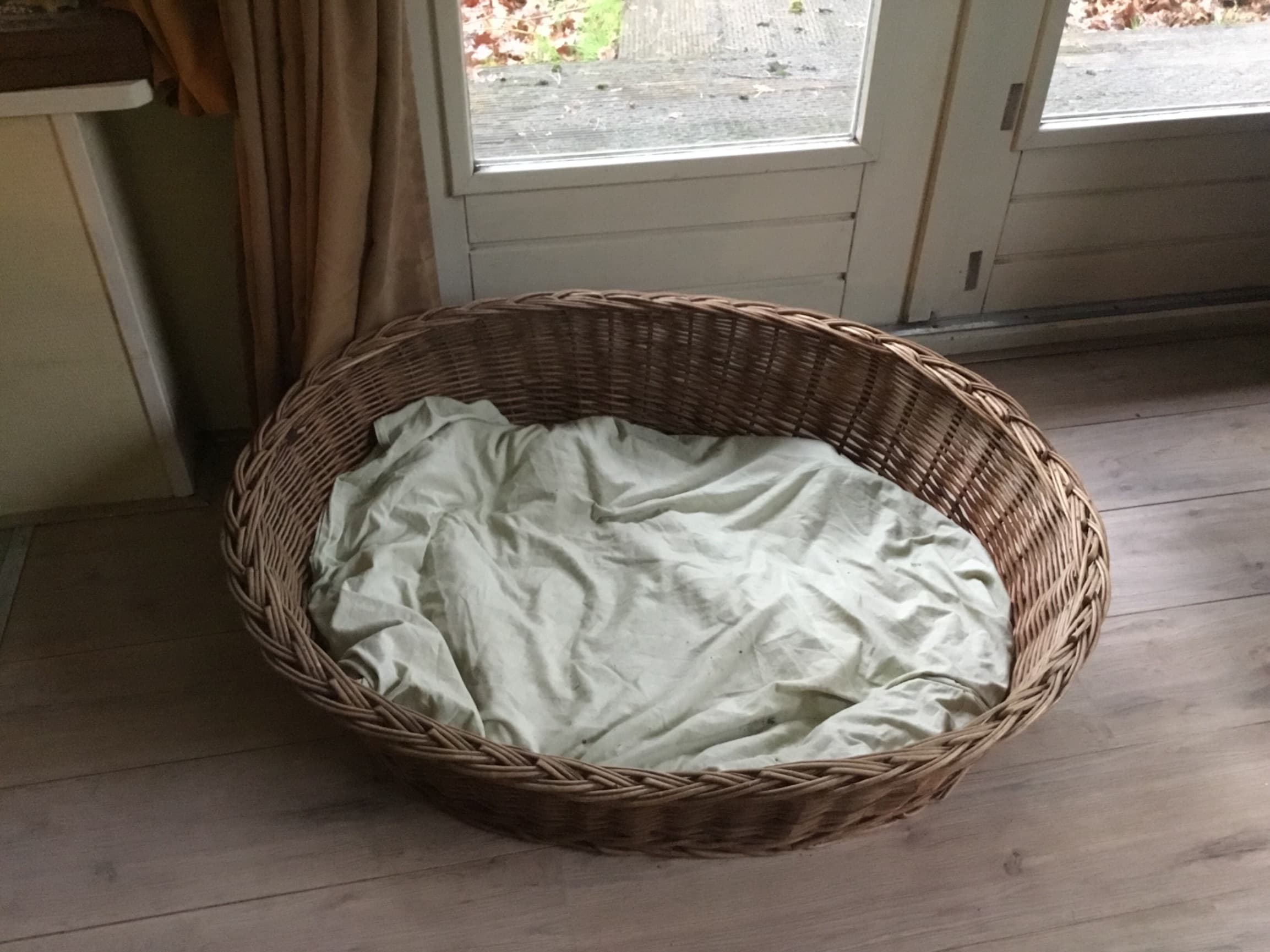 Hondenmand van riet voor 5€ heb je m 