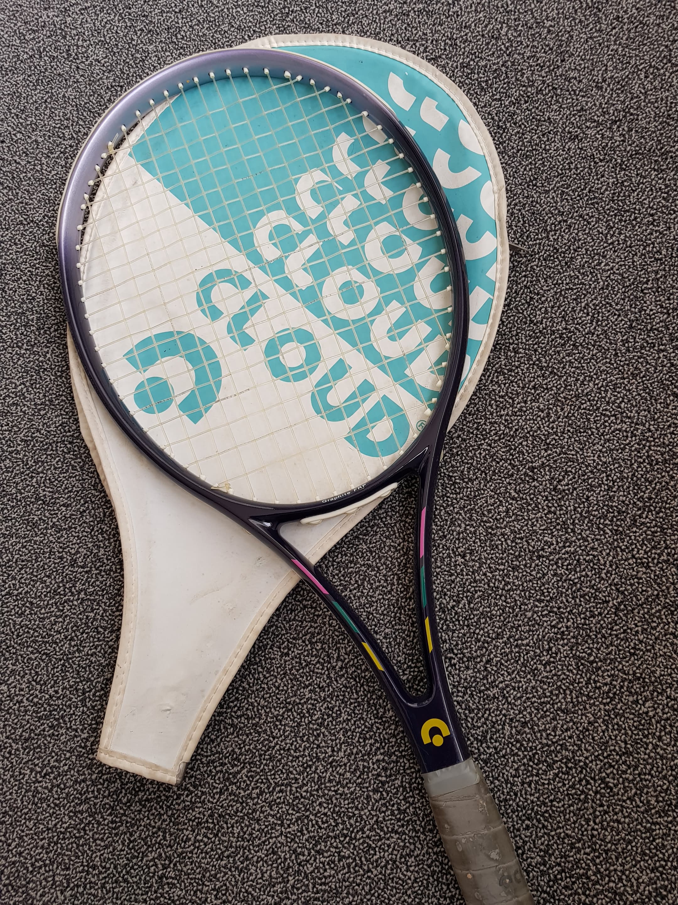 Tennis racket