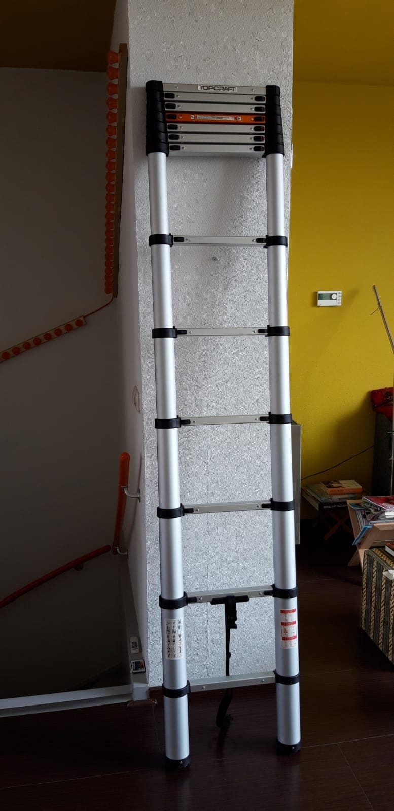 ladder (uitschuifbaar 3 meter, ingeschoven 95cm)