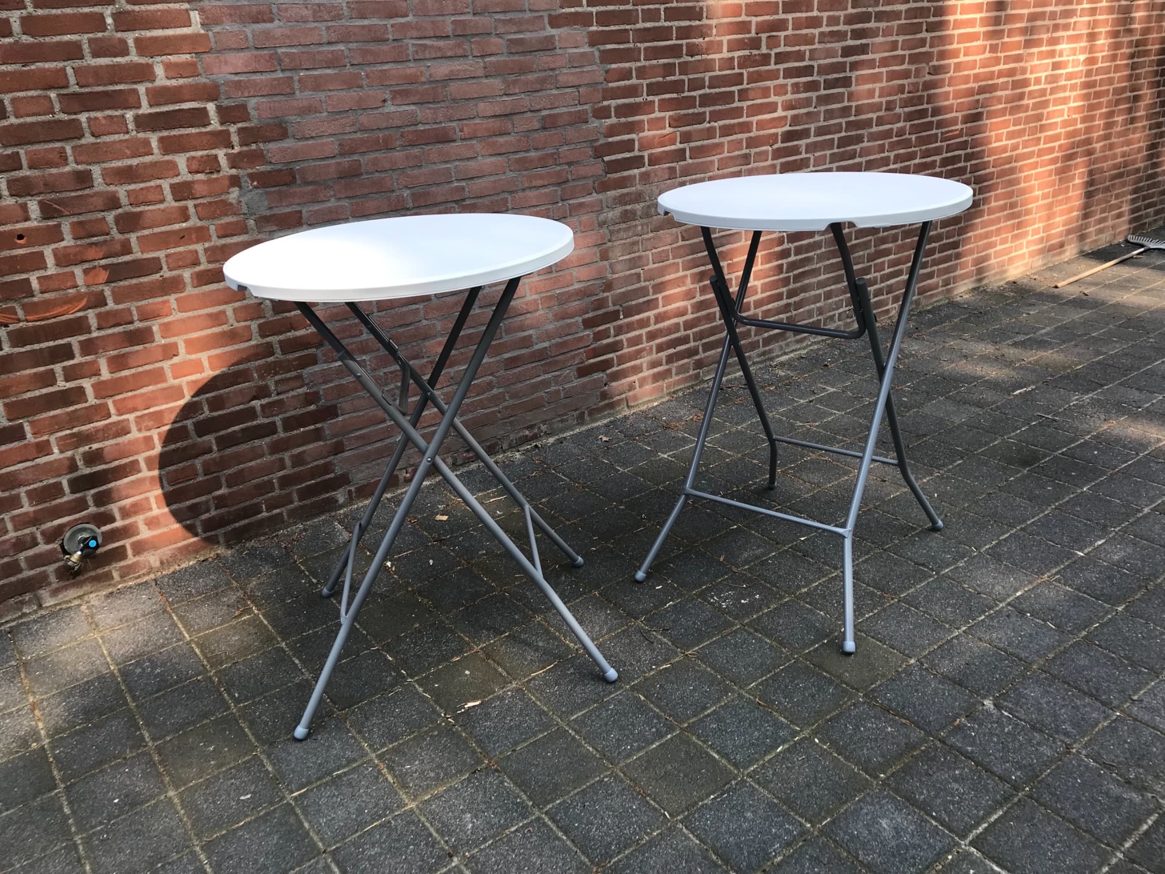 statafel eventueel met rok
