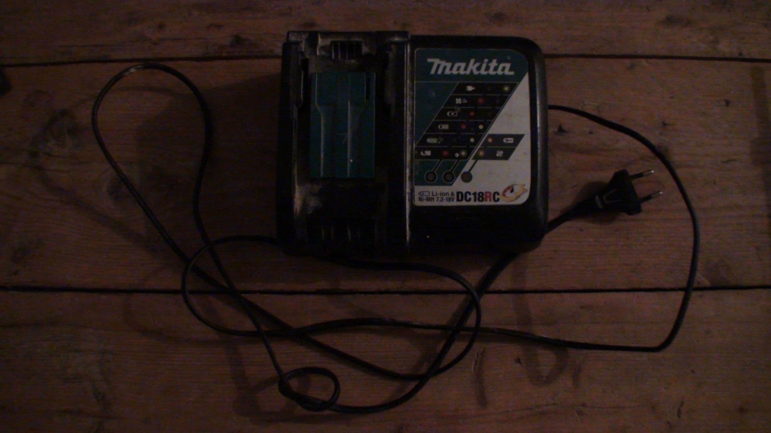 Acculader + Accu - Voor Makita  