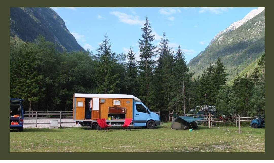 Camper