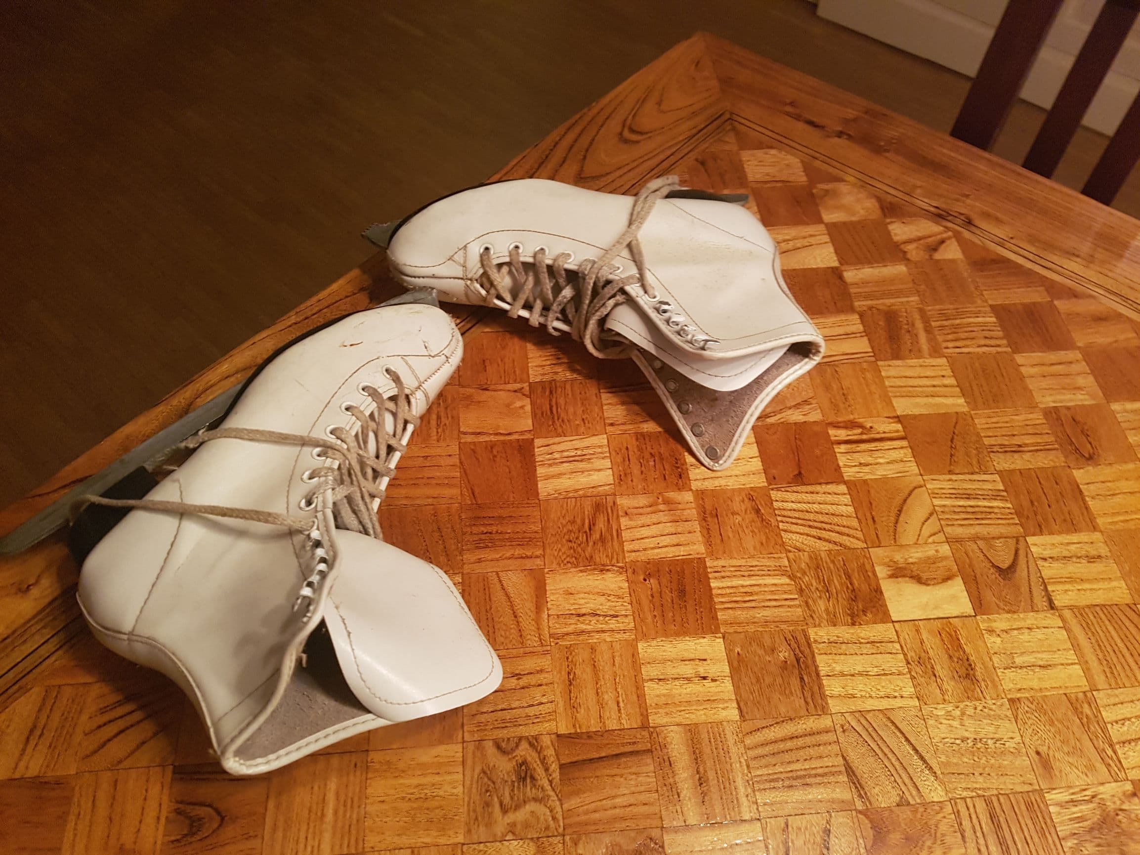 Witte kunstschaatsen maat 36