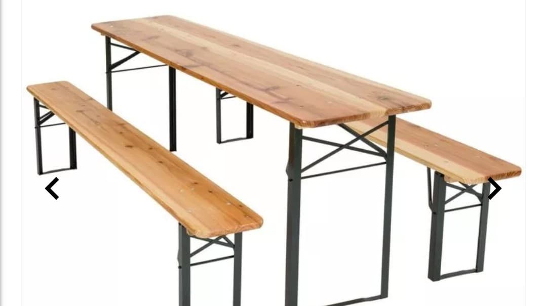 Biertafel met 2 banken