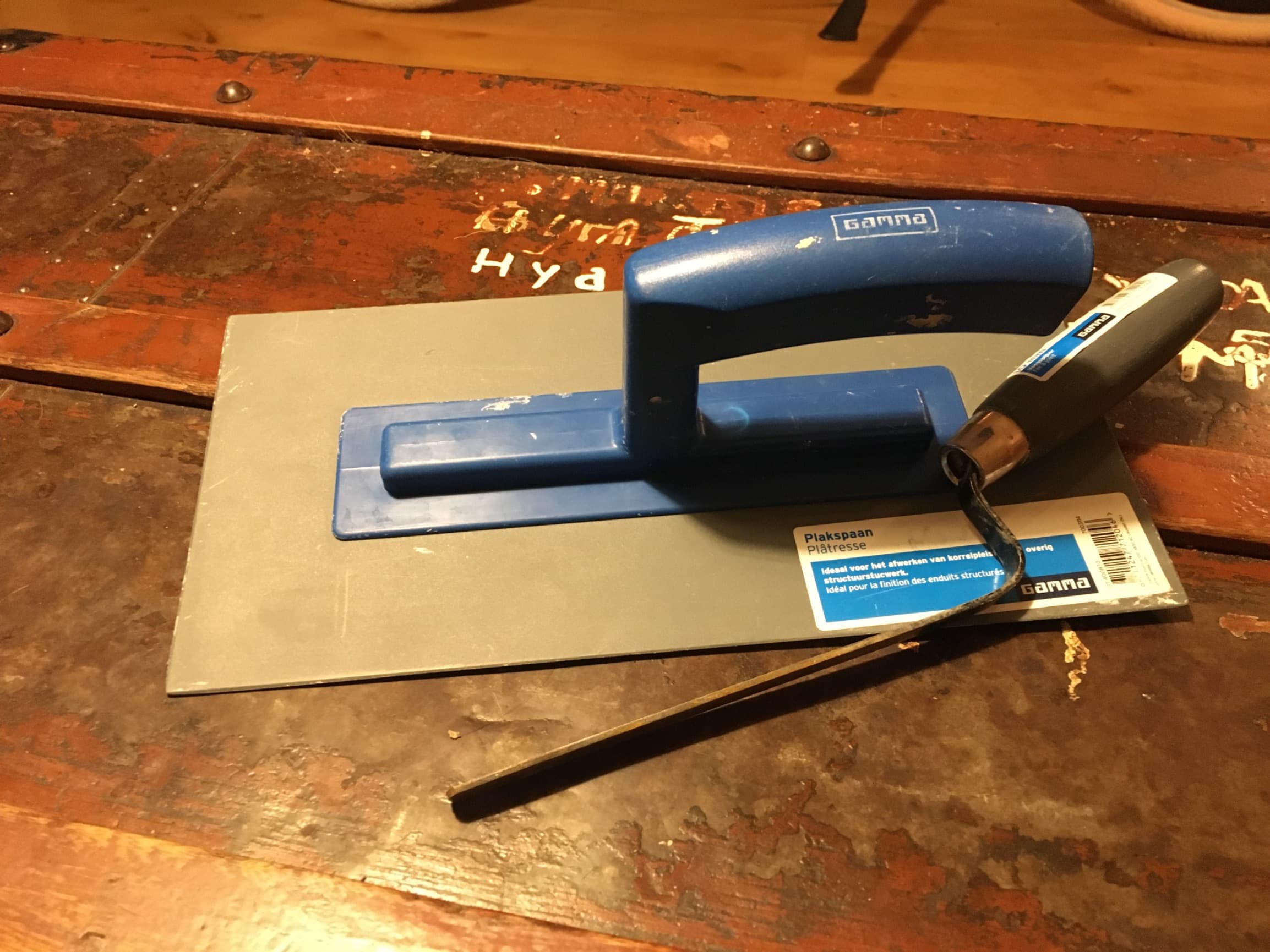 Voegspijker en voegbord
