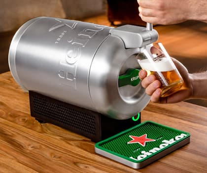 Biertap. Het is de Heineken Beertender. Je kan fustjes online bestellen.