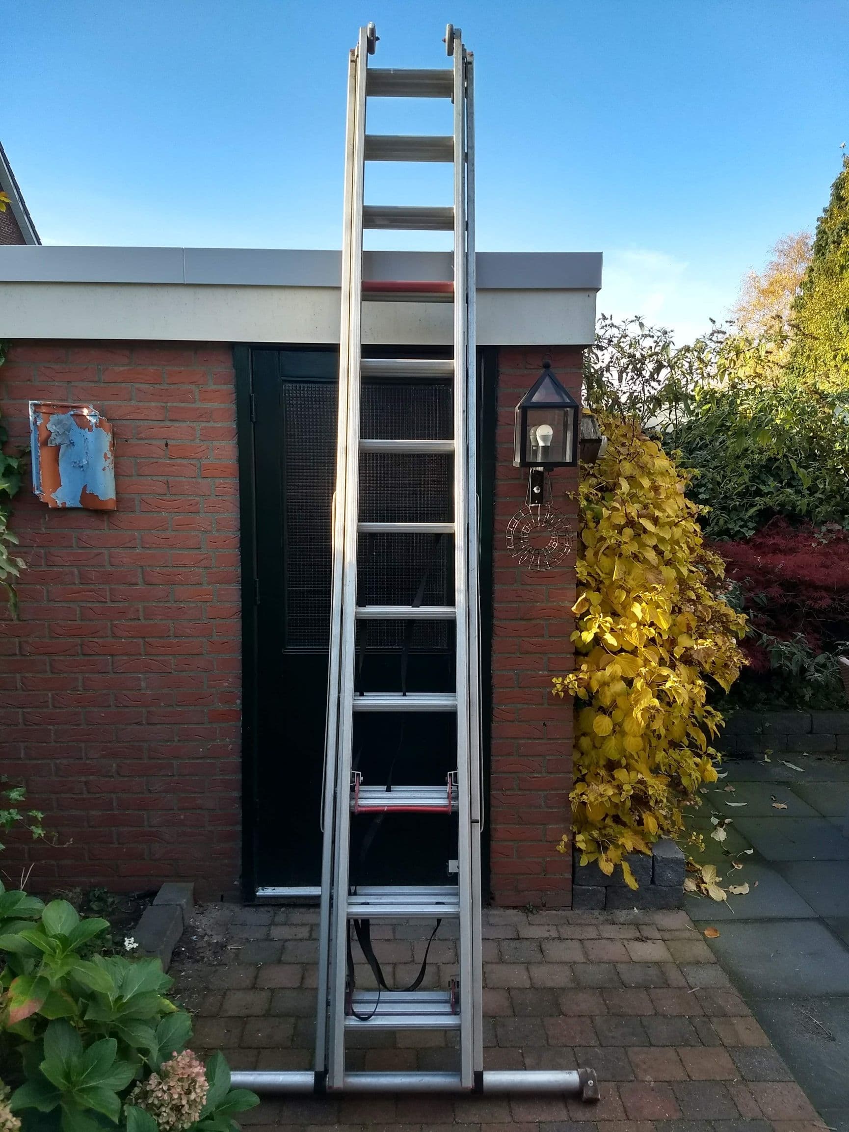 Ladder: 3-delige schuifladder (8 meter)