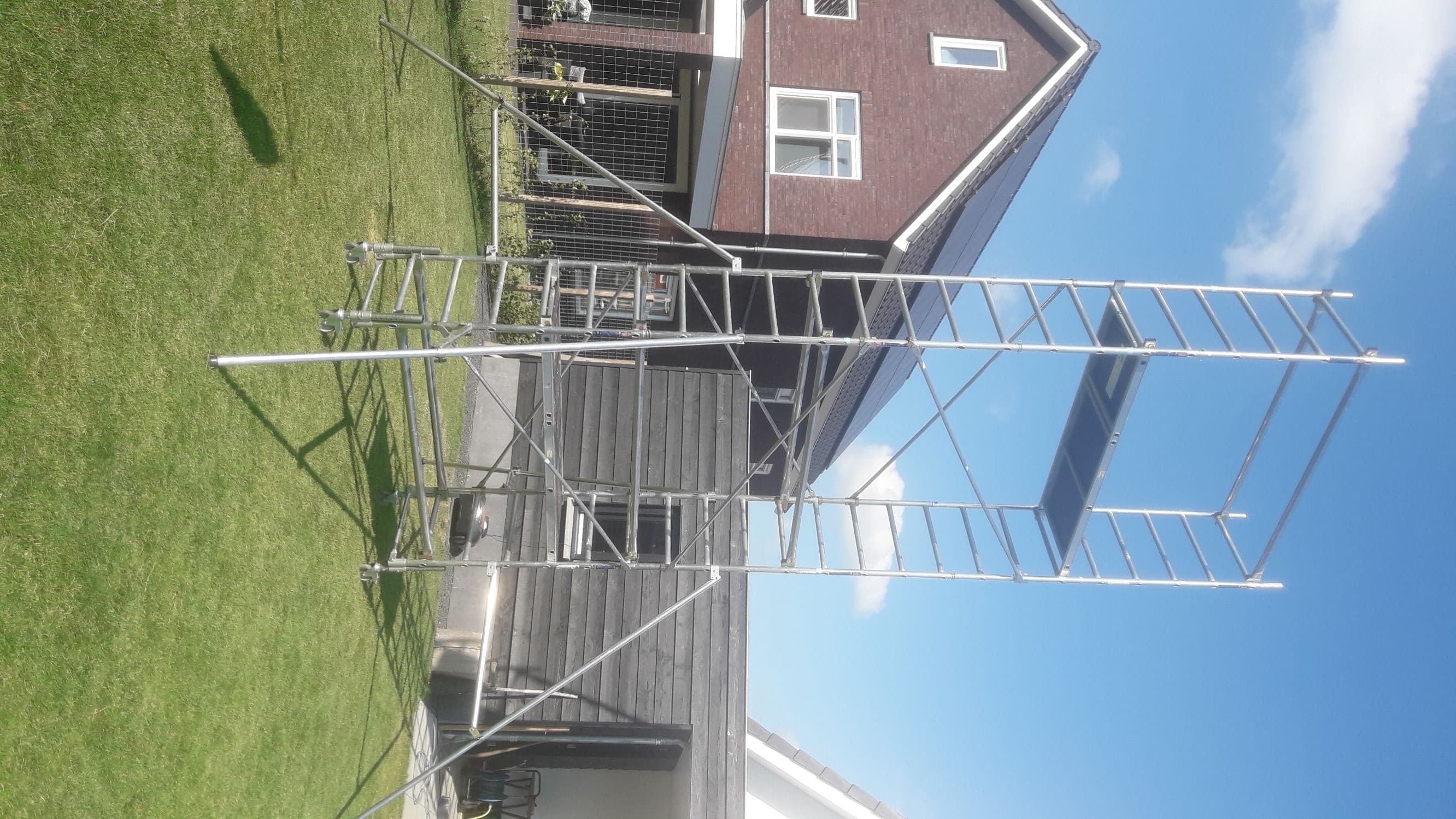 TE HUUR ALTREX ROLSTEIGER werkhoogte is 7 meter