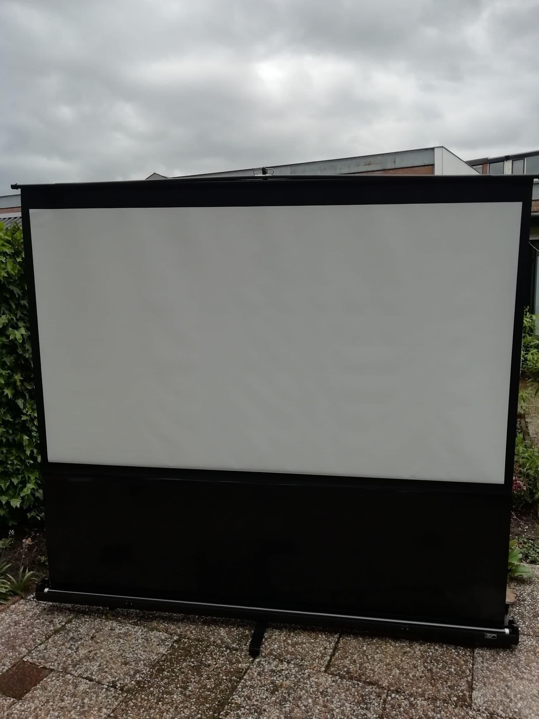 Projectiescherm 100 inch 