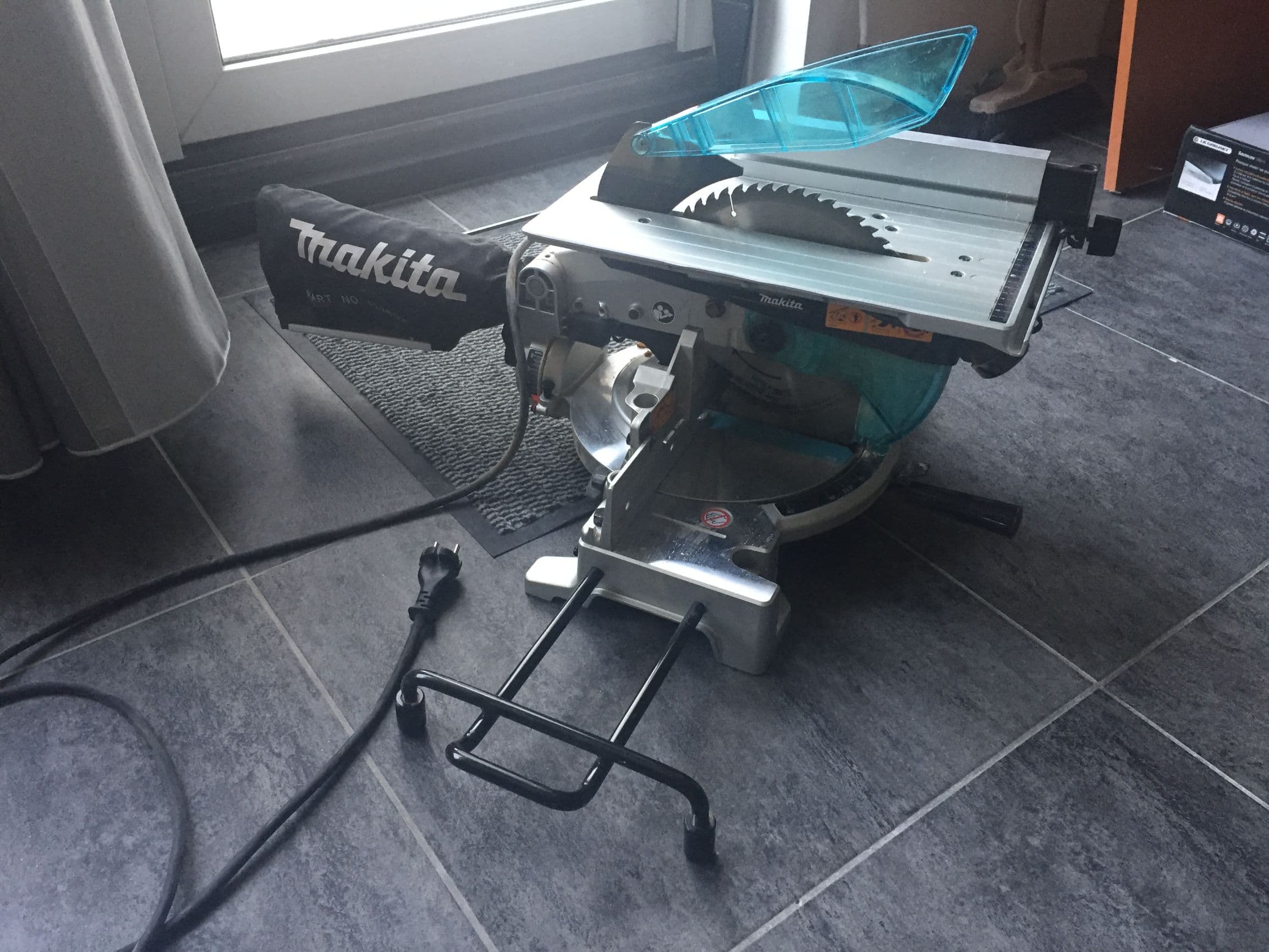 Afkortzaag verstekzaag tafelzaag Makita LH1040