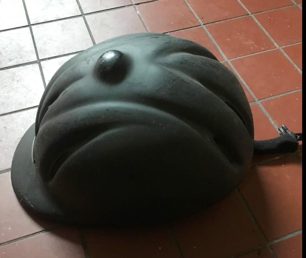 Paardrij cap
