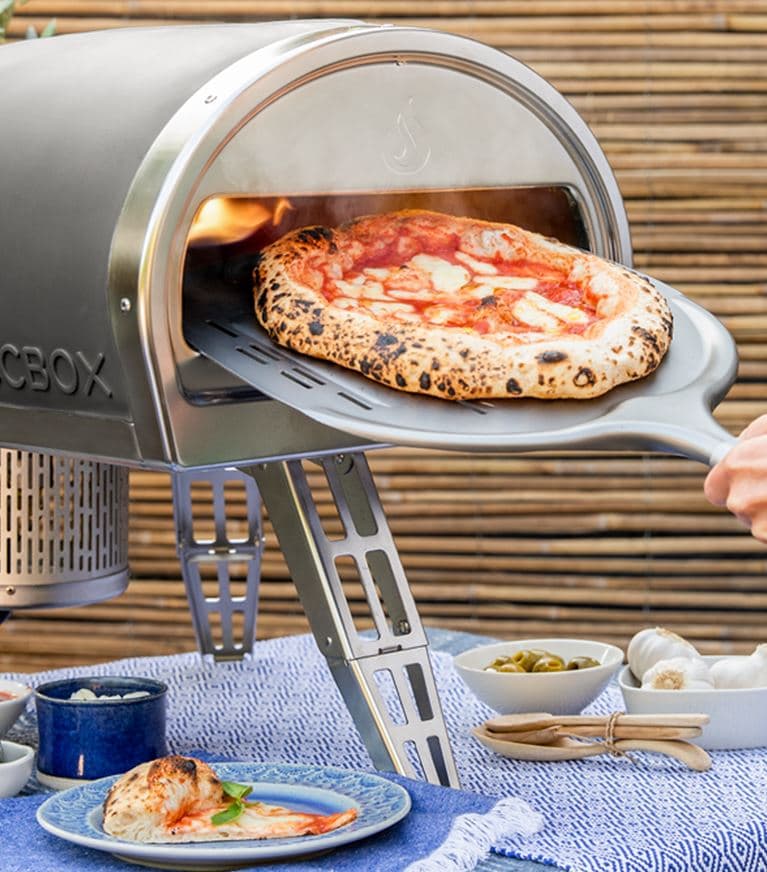 Pizza oven