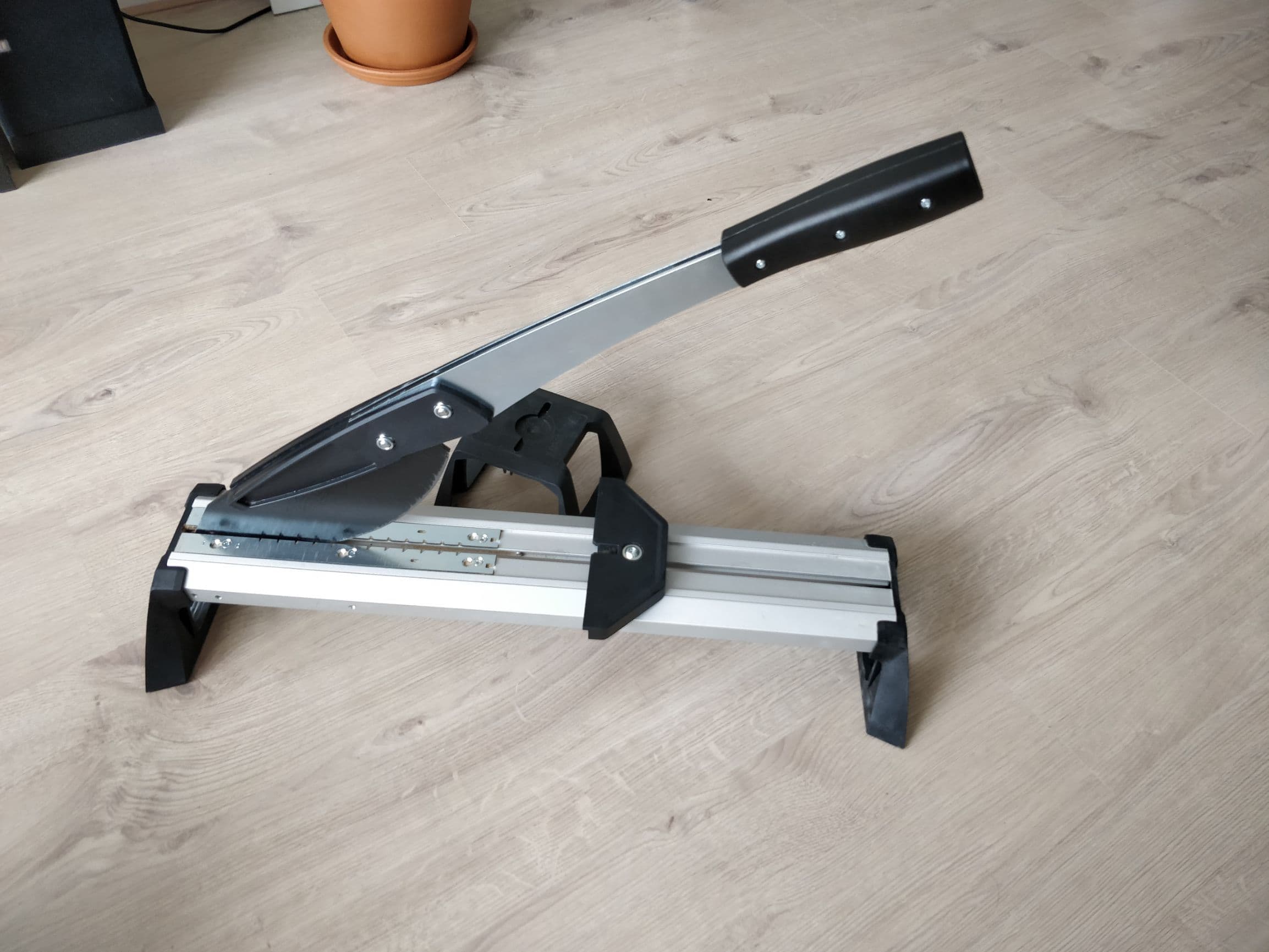 Laminaatsnijder Wolfcraft VLC 800