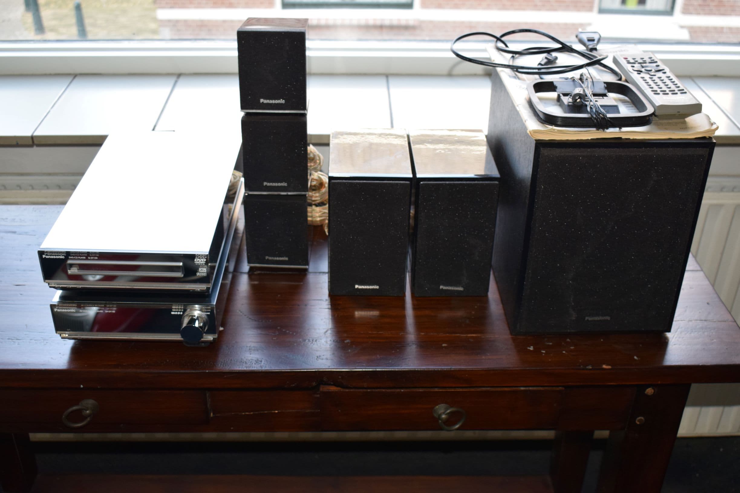Te huur, panasonic home cinema set. 