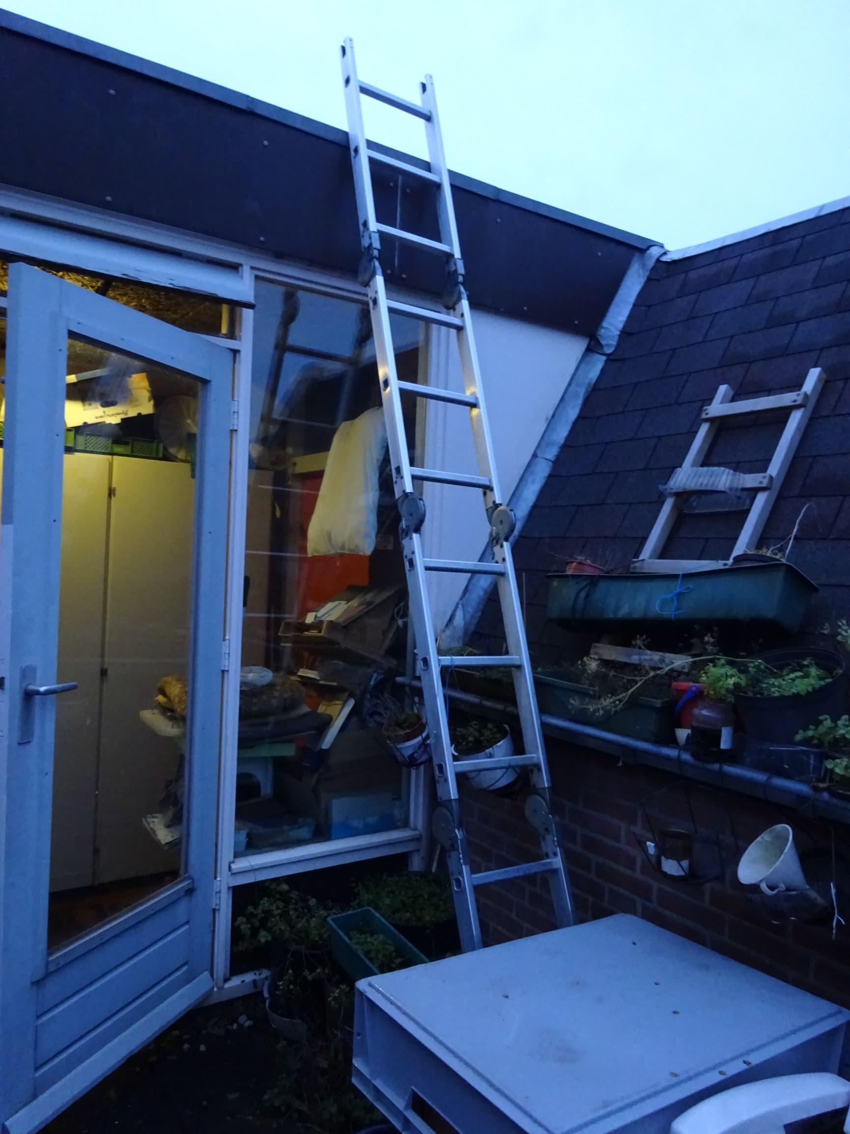 Vouwladder wel drie meter veertig lang!