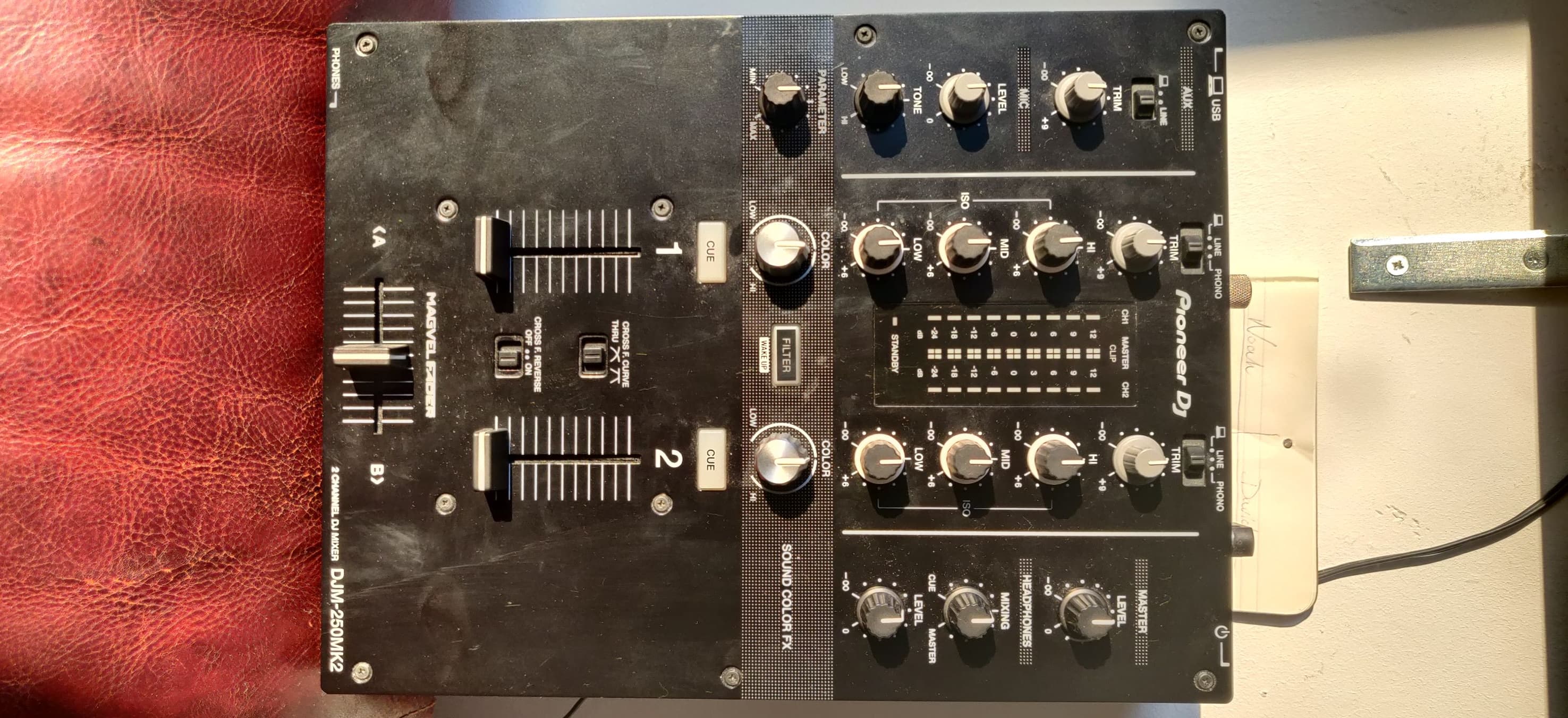 DJM-250MK2 mixer