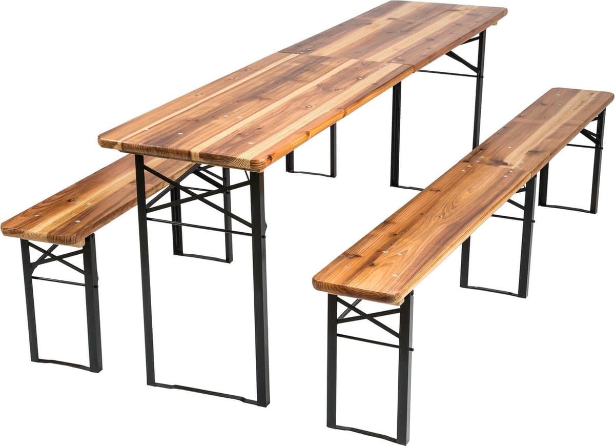 Biertafel met banken